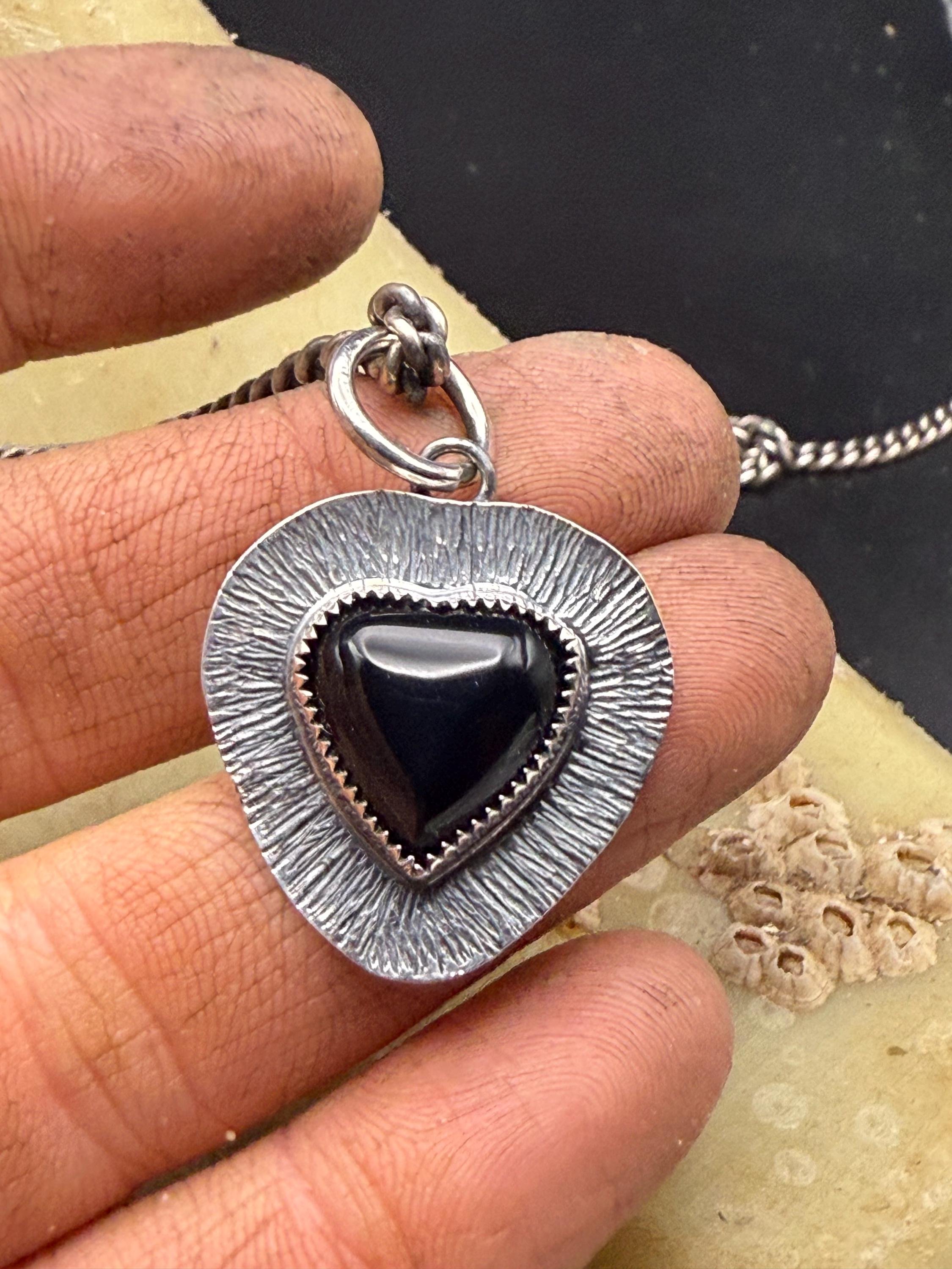 https://i.etsystatic.com/32060599/r/il/de7504/6602493690/il_fullxfull.6602493690_miog.jpg