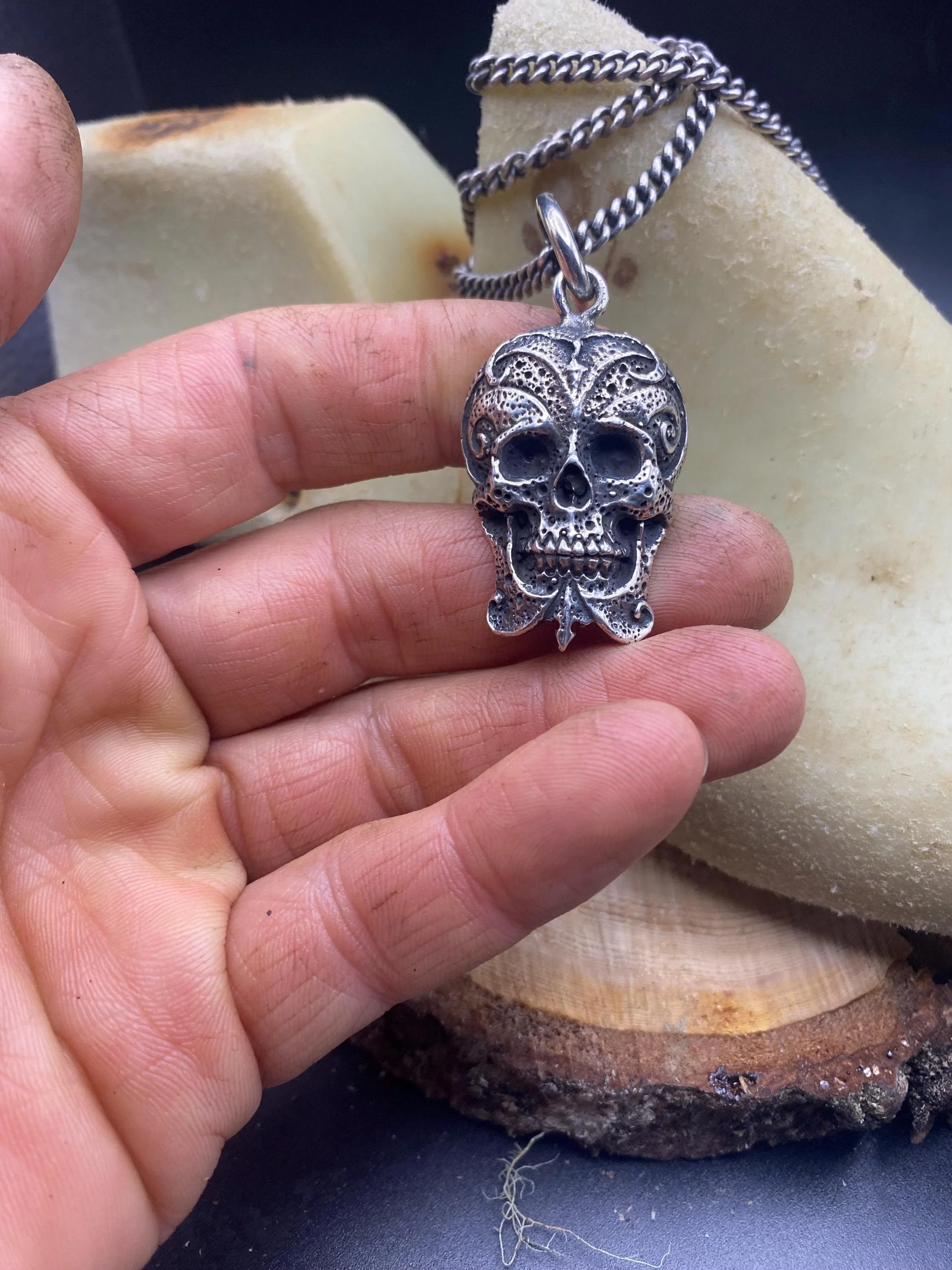 https://i.etsystatic.com/32060599/r/il/197190/6599838881/il_fullxfull.6599838881_9g65.jpg