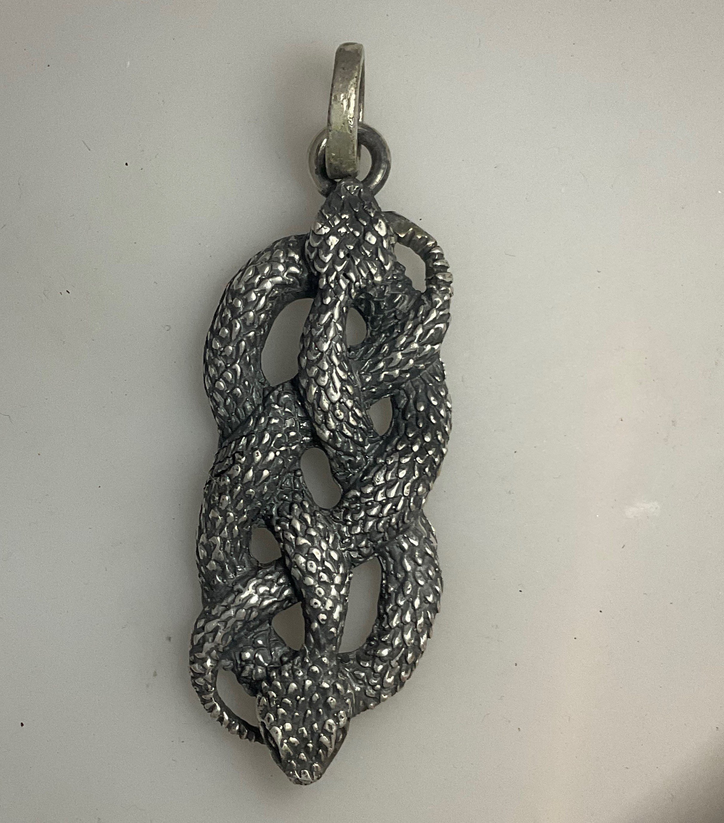 https://i.etsystatic.com/32060599/r/il/600ad9/3426582102/il_fullxfull.3426582102_hshj.jpg