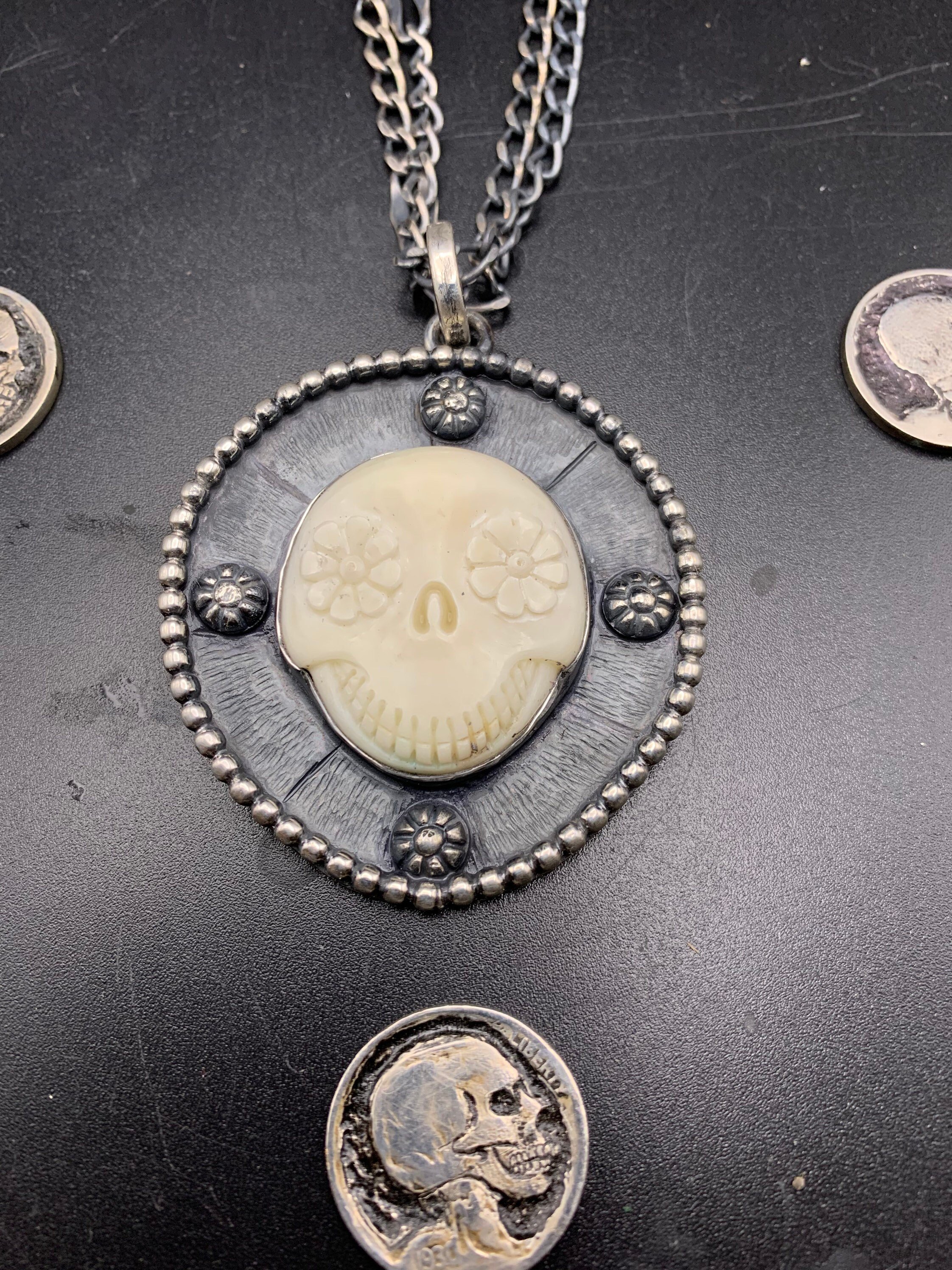 https://i.etsystatic.com/32060599/r/il/56bb43/4235766445/il_fullxfull.4235766445_pfqj.jpg