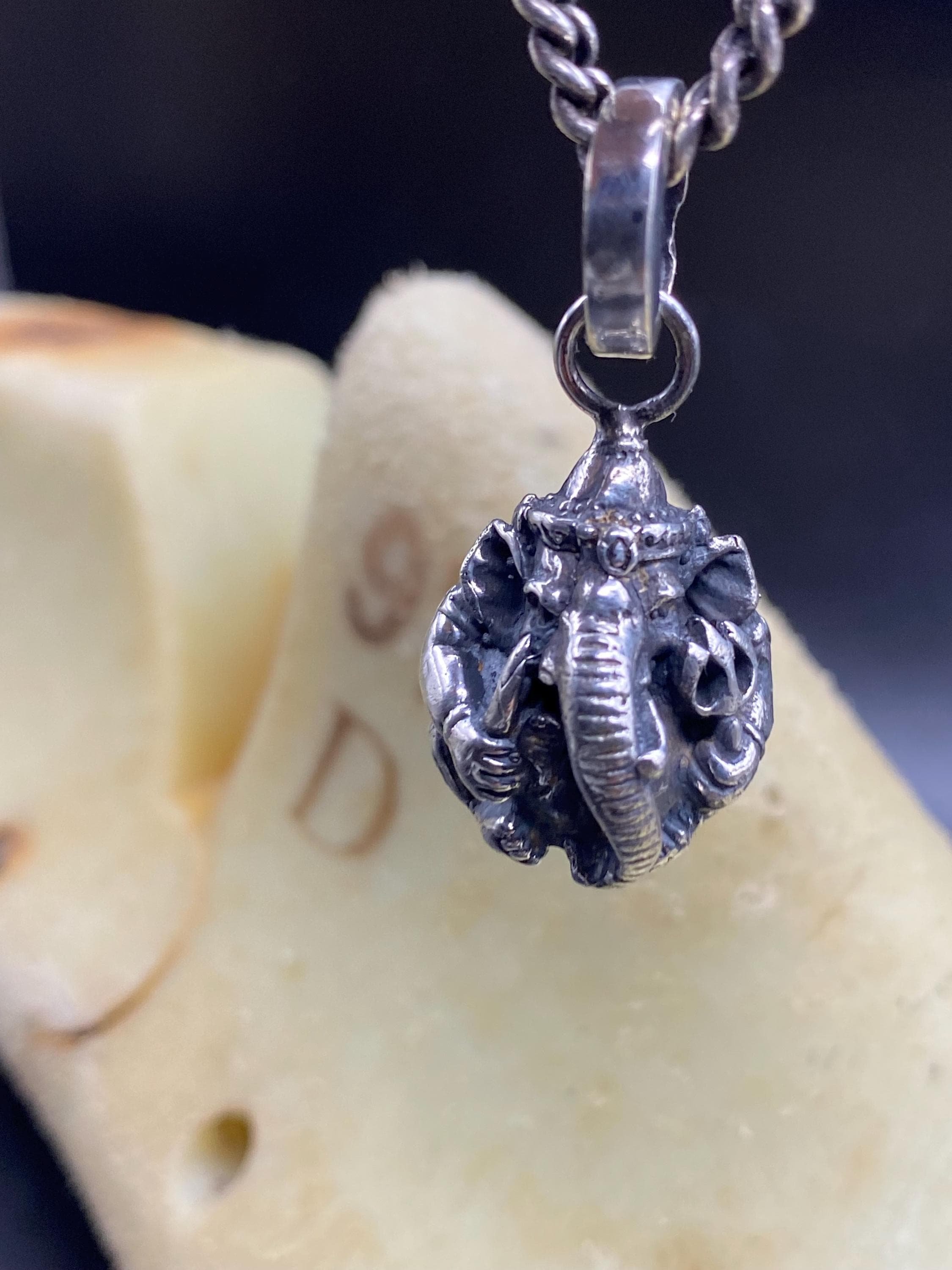 https://i.etsystatic.com/32060599/r/il/f41350/6442238356/il_fullxfull.6442238356_12jn.jpg