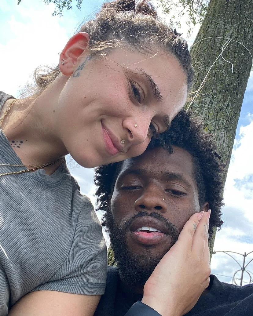 1 year with you💖✨🤞🏼
S/o @hinge