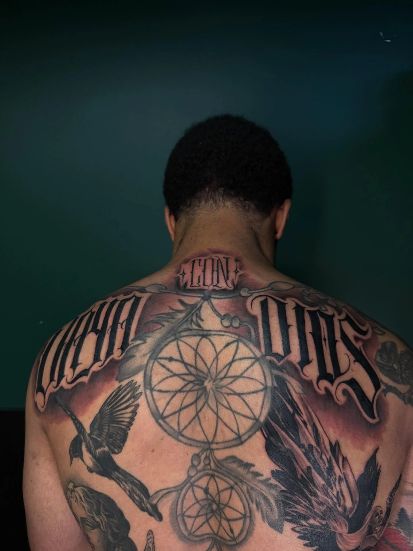 Got some big announcements coming up soooon✨💫✨
In the meantime - Stay Golden💛
&bull;
&bull;
&bull;
&bull;
&bull;
#tattoos #nctattooartist #charlottetattooartist