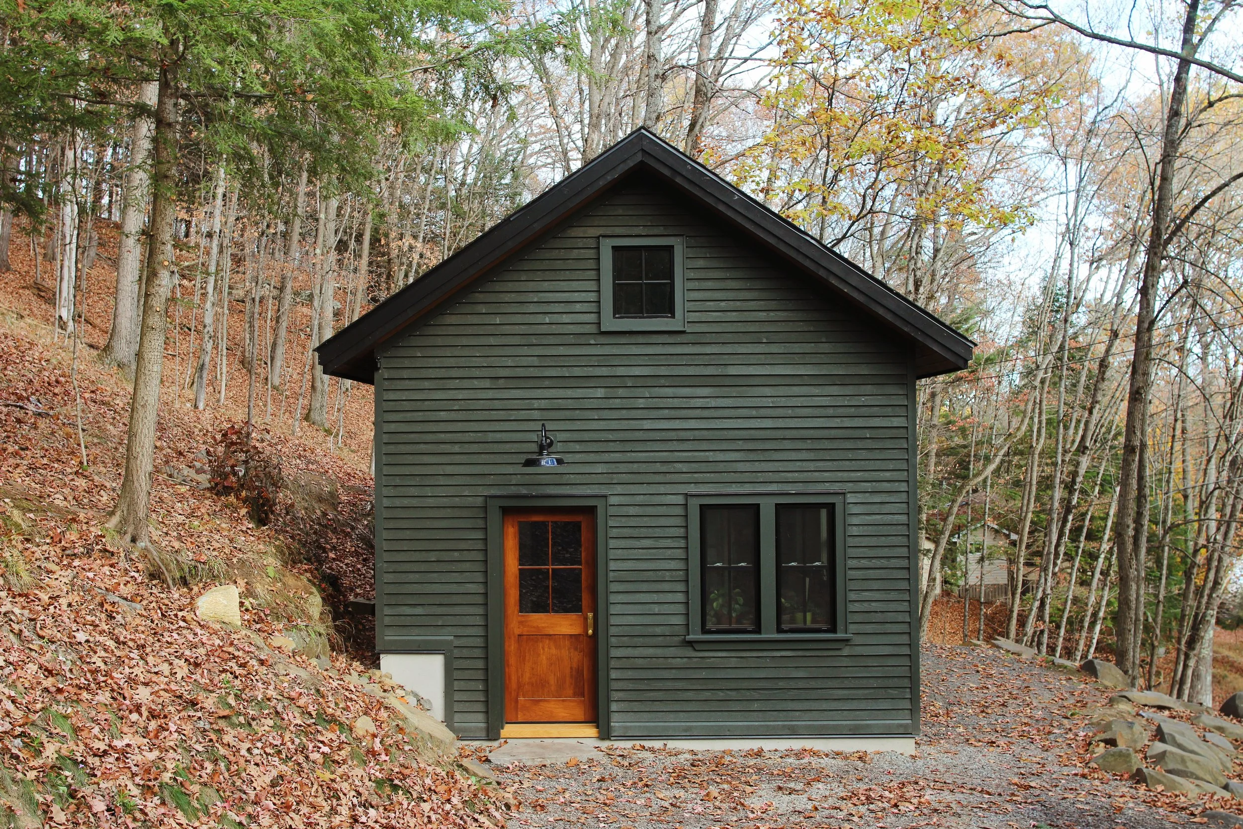The Heirloom Sleeping Cabin: A Study in High-Performance Compact Living