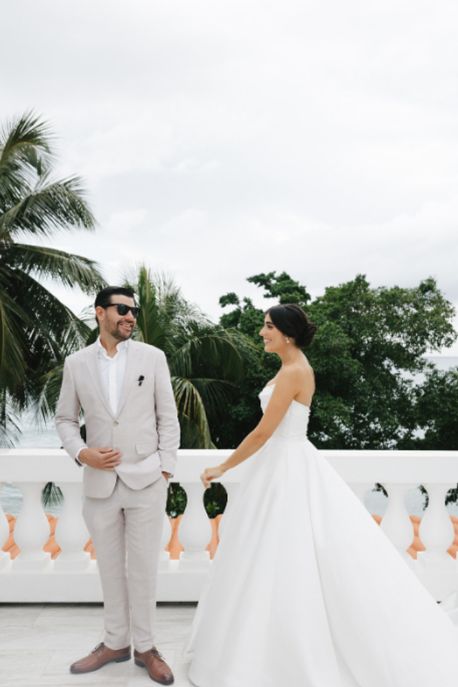 how to plan a luxury wedding (2).png