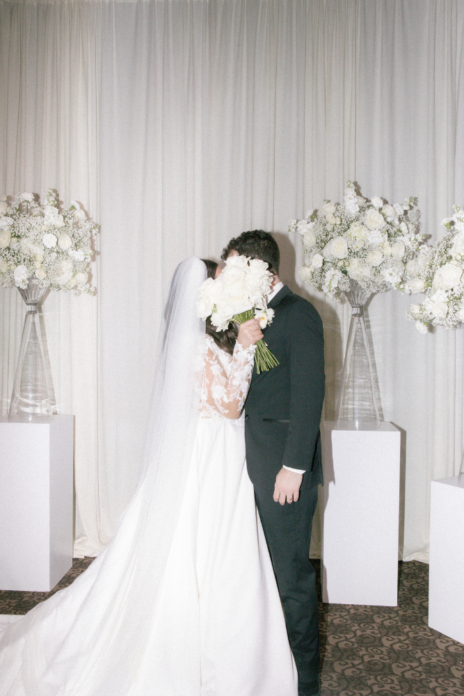 how to plan a luxury wedding (4).png