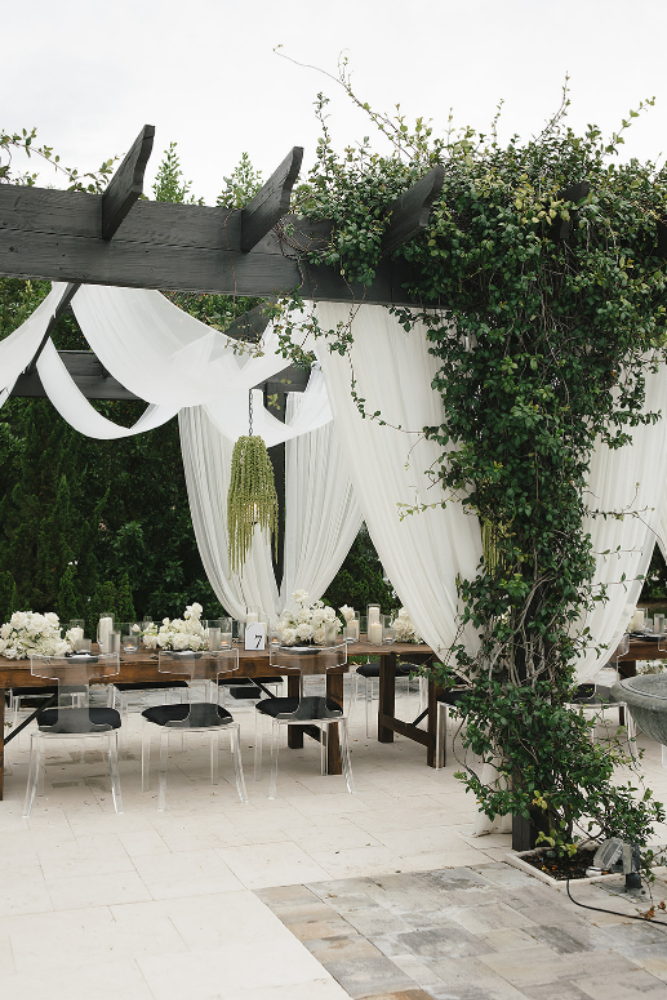 how to plan a luxury wedding (2).png