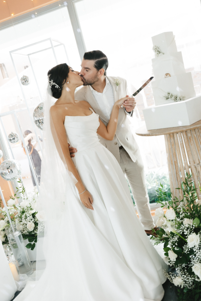 how to plan a luxury wedding.png