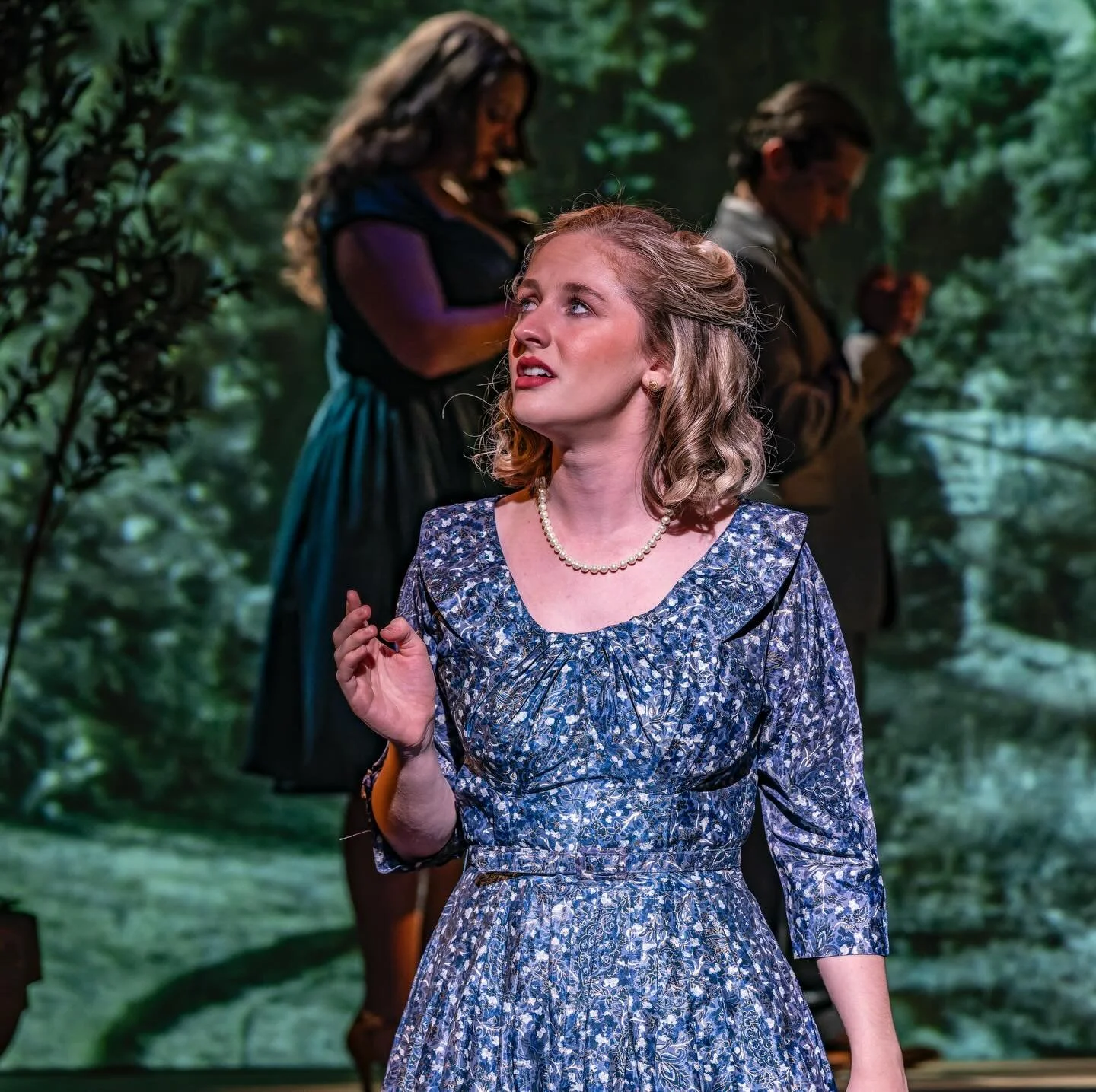 To loving if we can, and being loved. What an absolute gift. Thank you The Light in the Piazza; I will be holding onto this experience for a long time 💛👒🇮🇹🍊

Book by Craig Lucas Music and Lyrics by Adam Guettel Directed and Choreographed by Kate