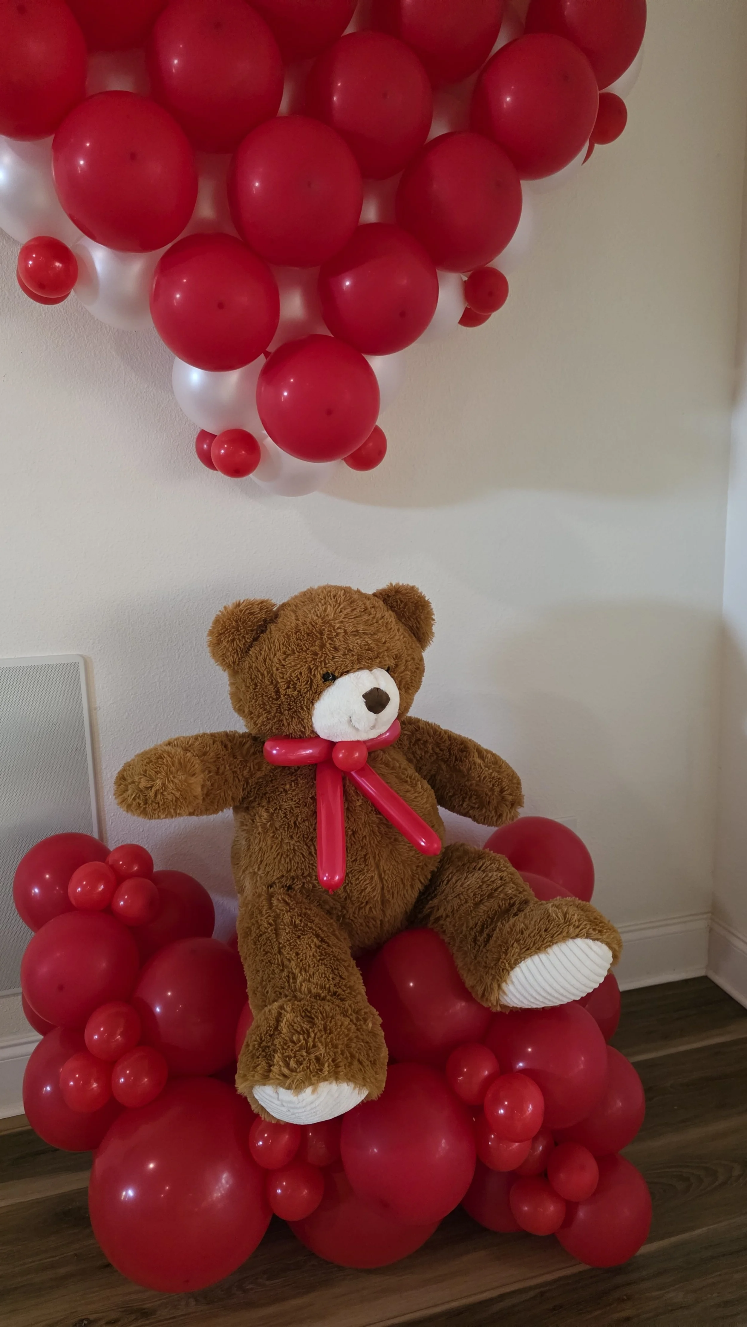 Valentines Decor .jpg