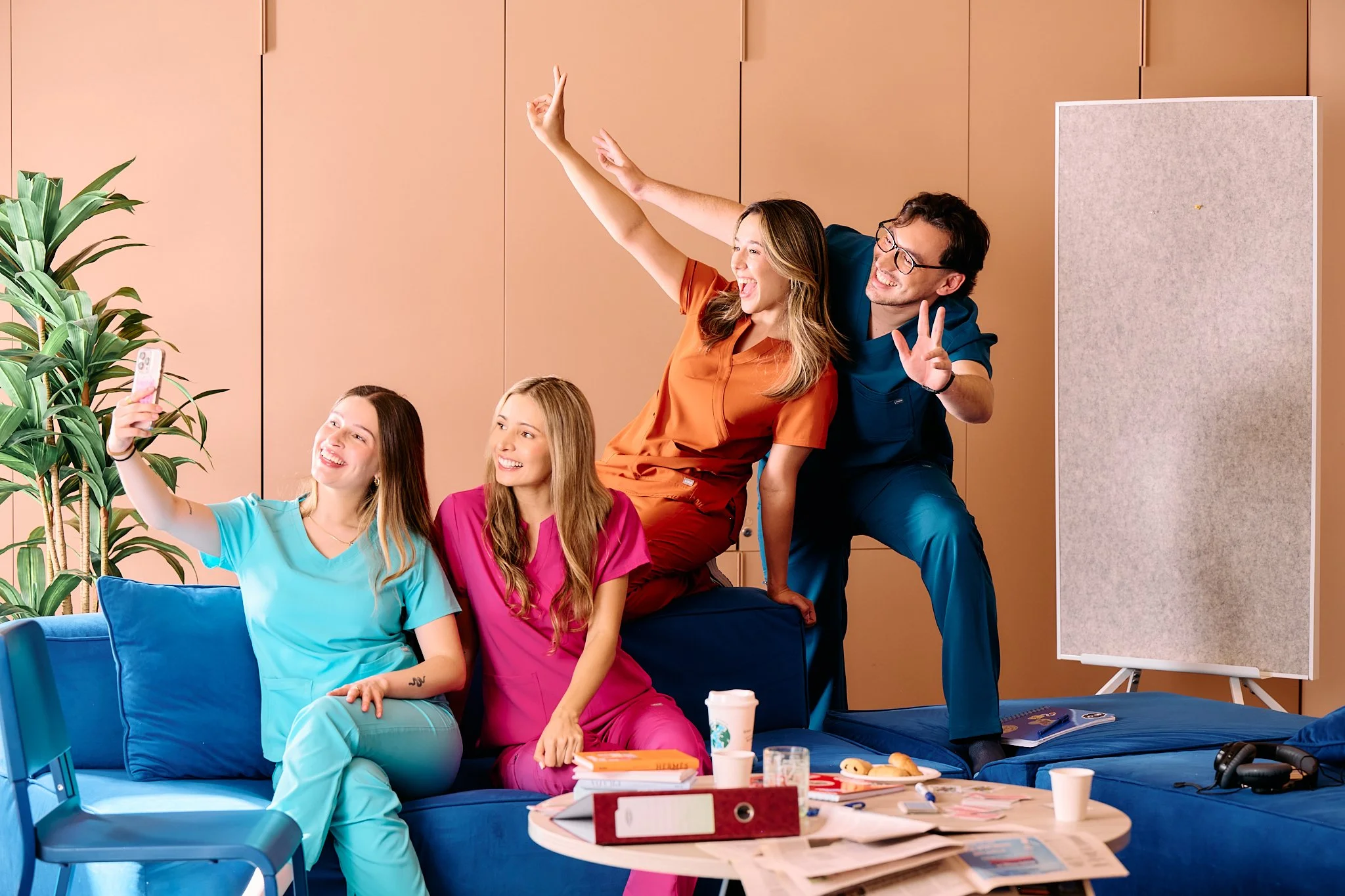 scorpi-influencer32115.jpg