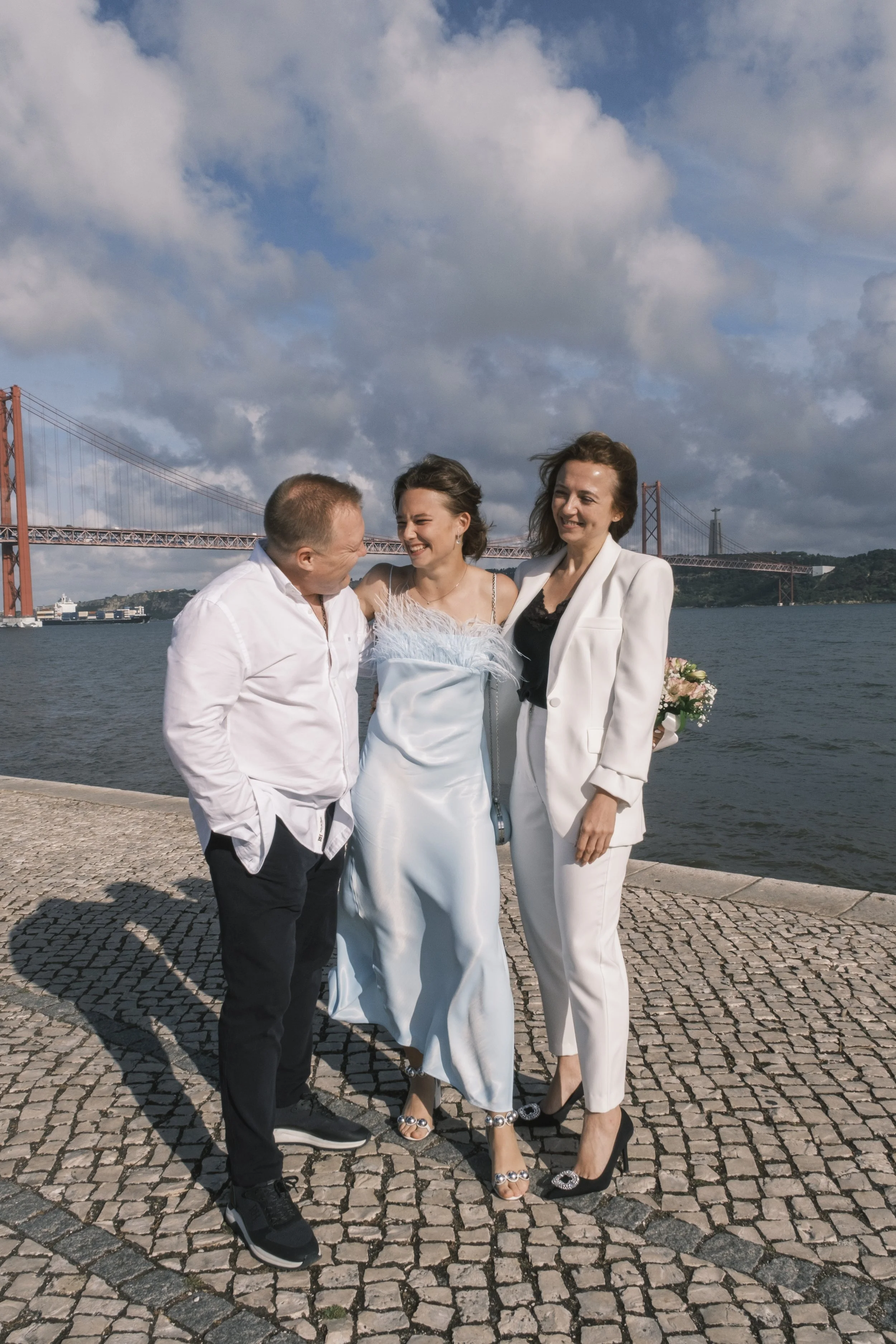 Alexey, Anastacia e Elena, 2023