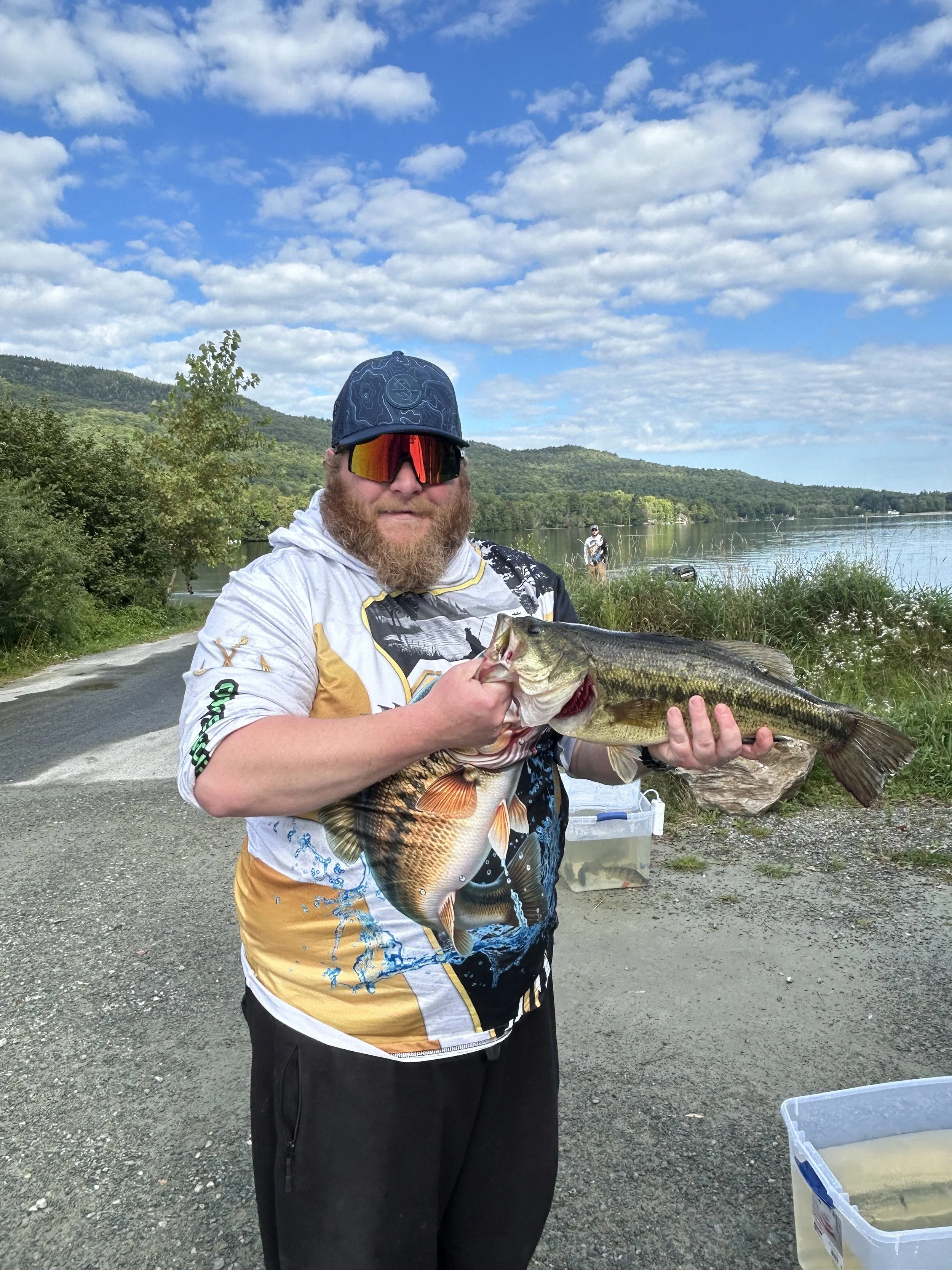 Mike O’Brien’s tournament-winning largemouth bass weighed 4 lb 1 oz and measured 19 3/4 inches, earning first place in both the Largemouth Bass Weight and Length divisions.