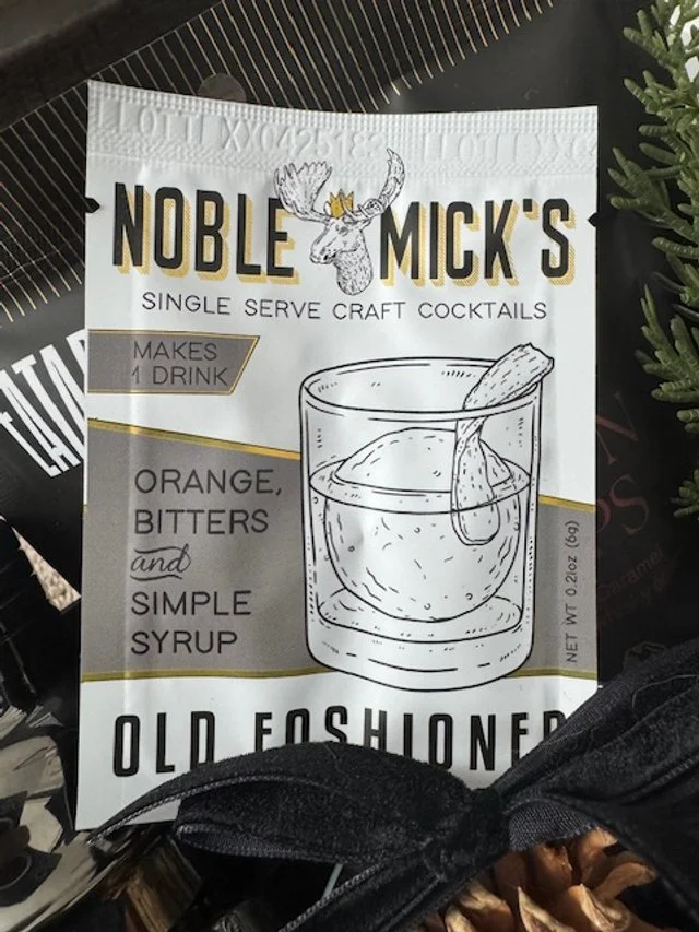 holiday old fashioned box 3.jpg