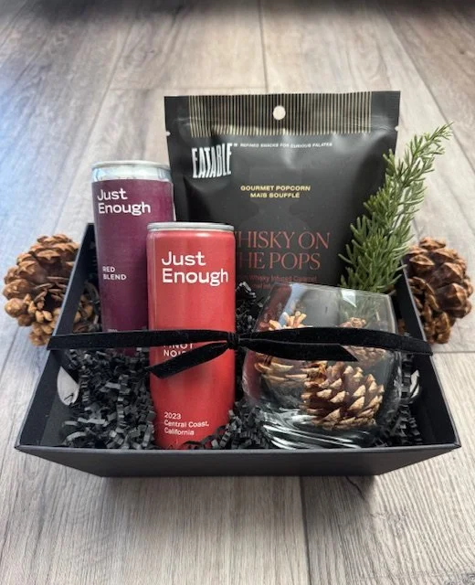 holiday red wine box.jpg