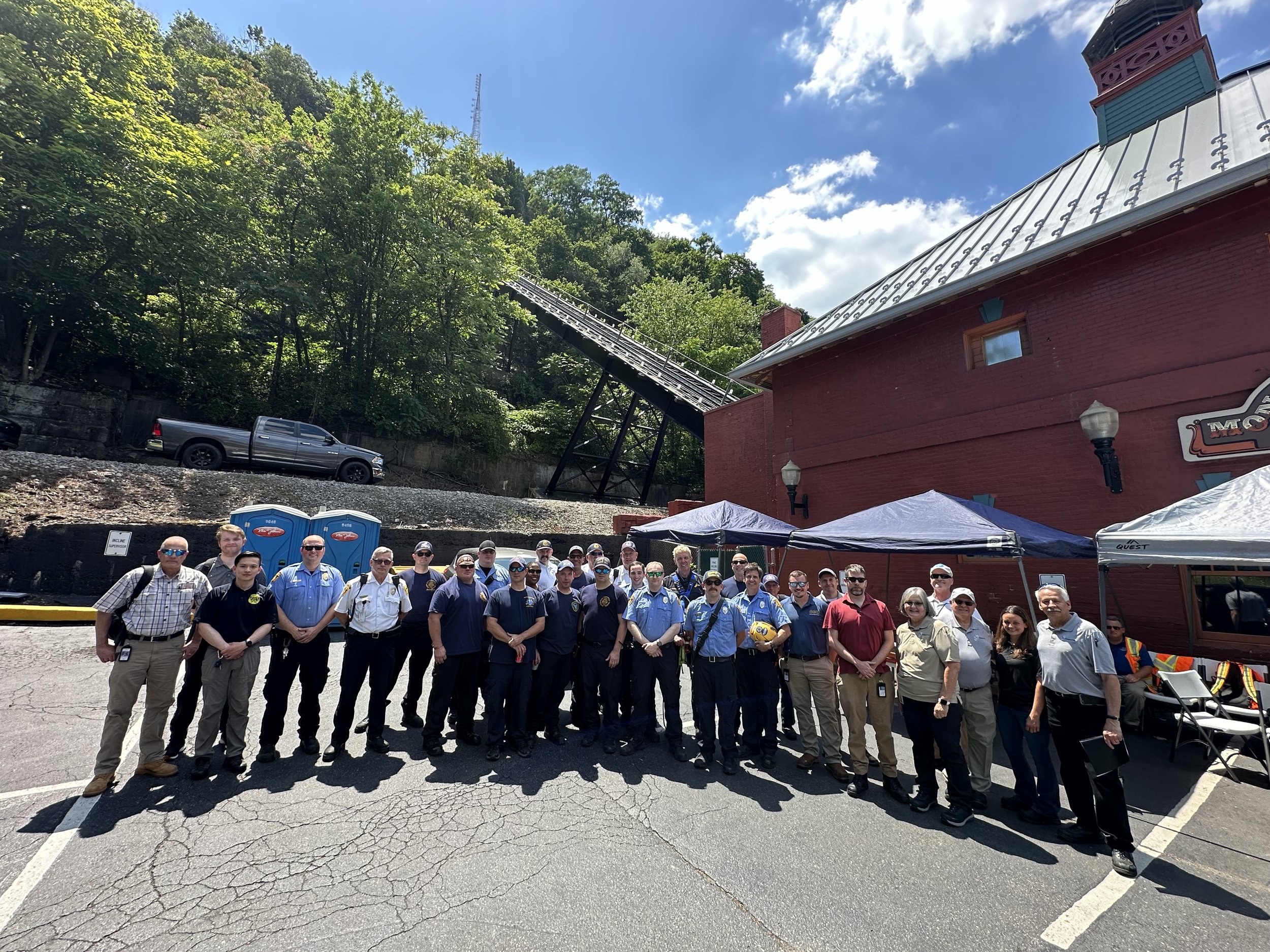 Joint rescue training for the "Mon Incline"