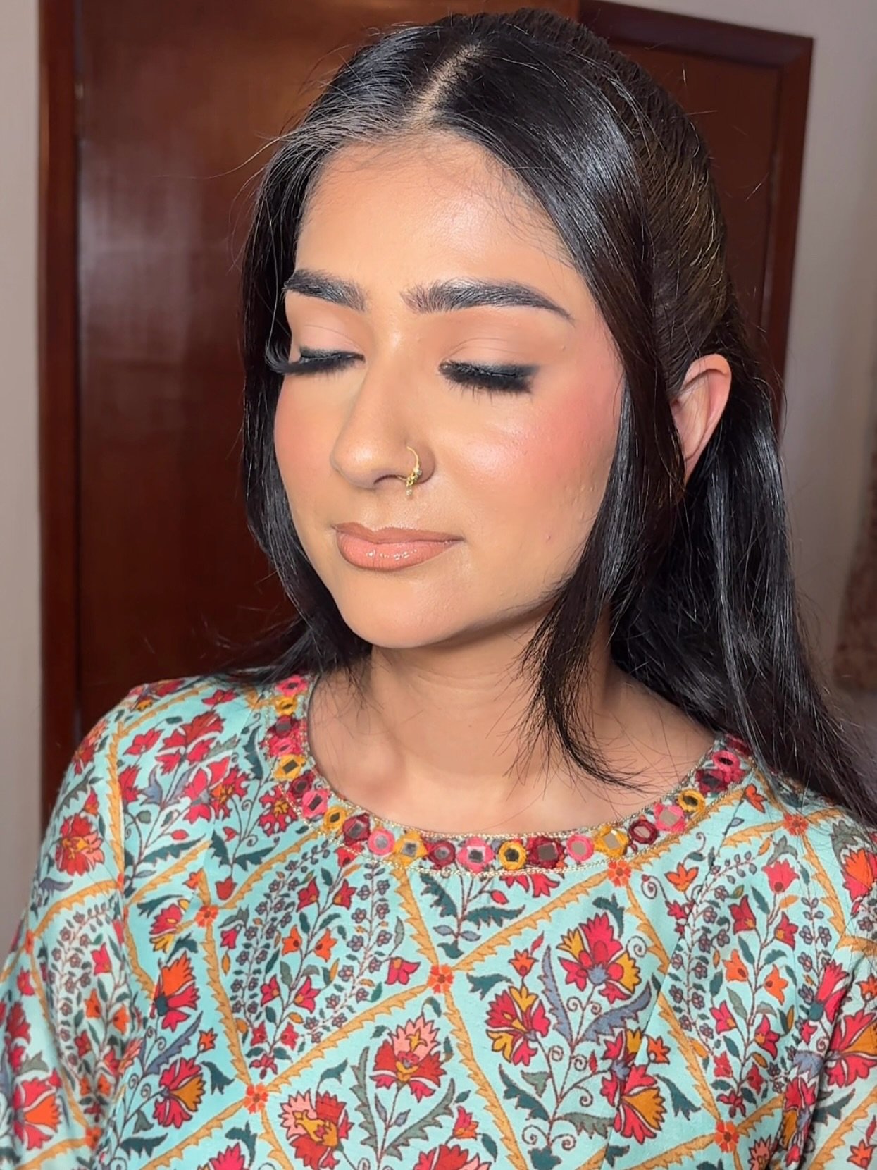 Ina 🩵

Hair - @roshni_hmua 

Using @charlottetilbury / @maccosmetics / @narsissist / @diorbeauty / @refybeauty @thebeautycrop / @tatti_lashes / @kyliecosmetics 

#makeupartist #bridalglam #naturalglam #newforestwedding #newforest #bridetobe #bridal 