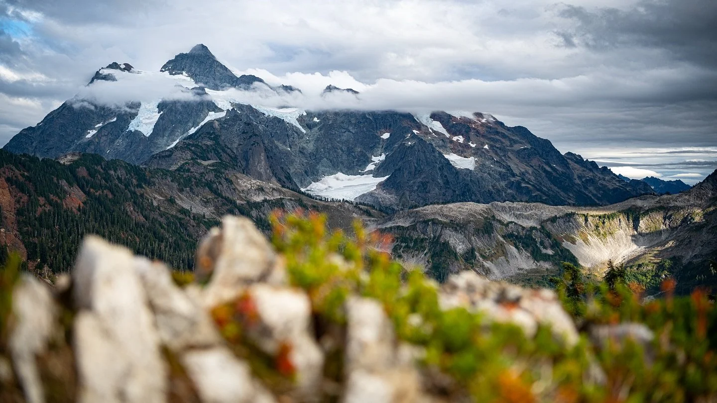 fall at Artist Point area.
*
#washingtonstate #pnw #pnwcollective #pnwisbeautiful #pnwisbest #pnwadventures #pnwphotographer #pnwphotography #pnwwonderland #pnwlove #pnwdiscovered #pnwexplored #pnwparadise #pnwlife #northwestisbest #visualsofearth #p