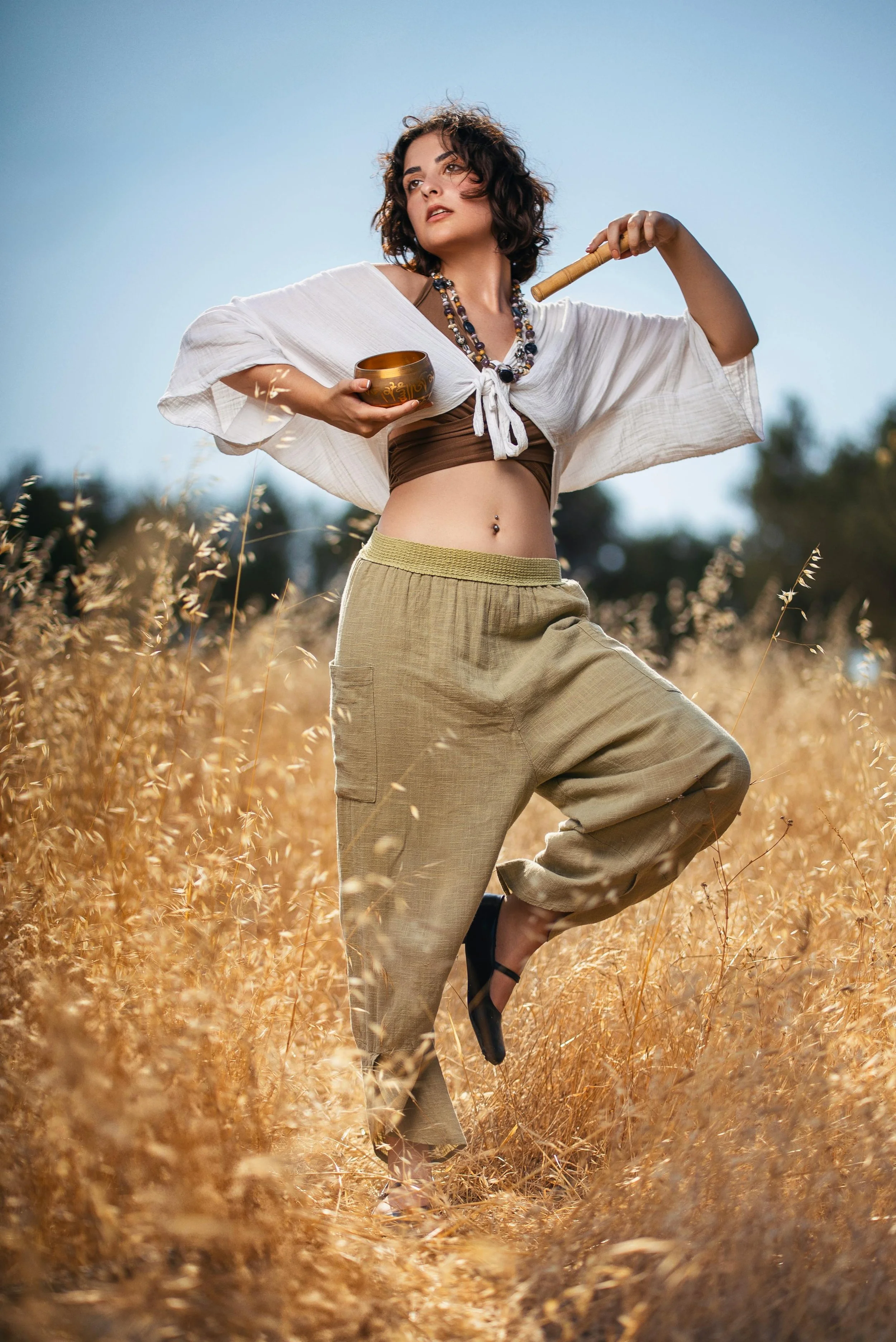 10 Summer-to-Fall Fragrances That Smell Like the Perfect Seasonal Shift
