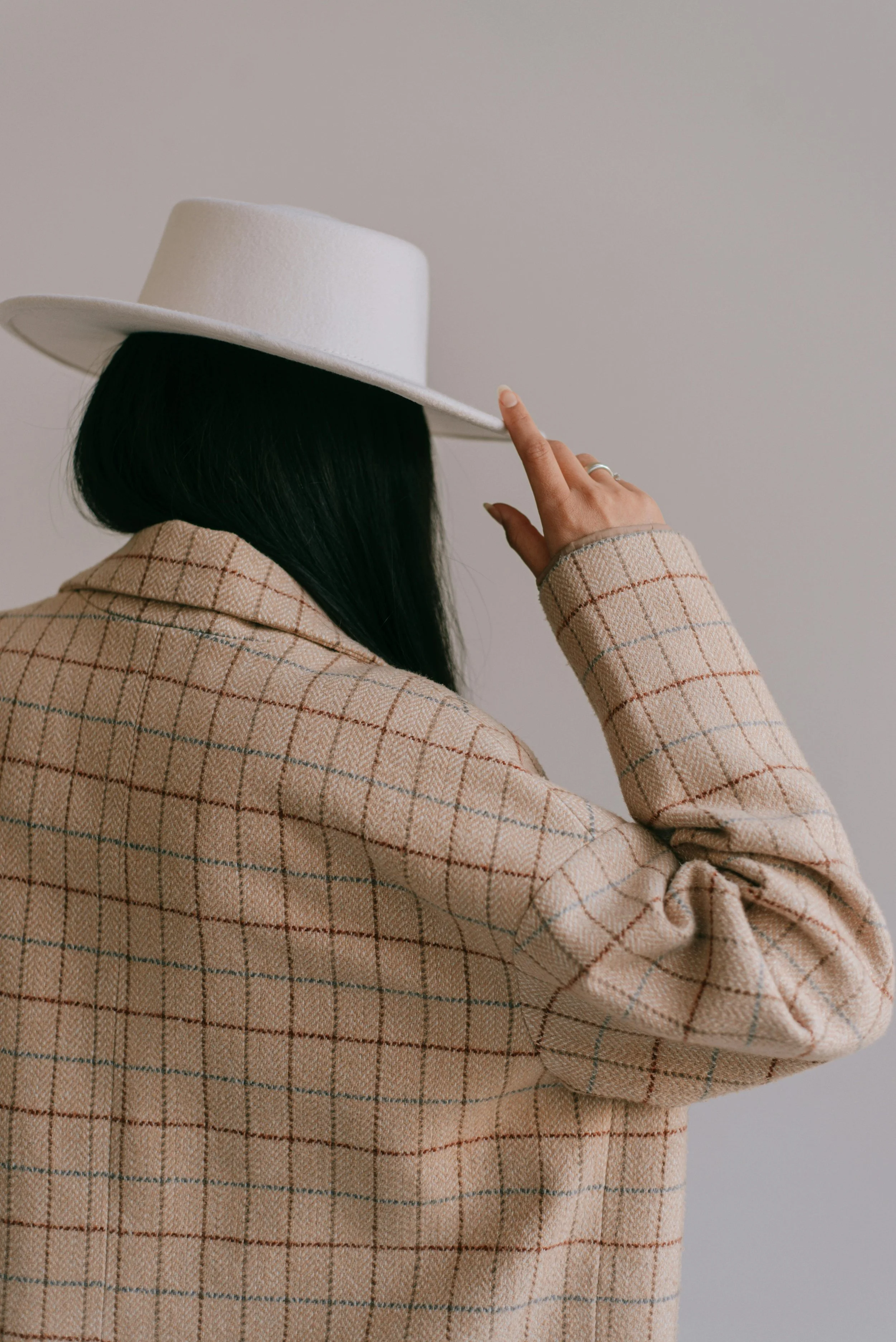 The Ultimate Guide to Transitioning Your Summer Wardrobe into Fall
