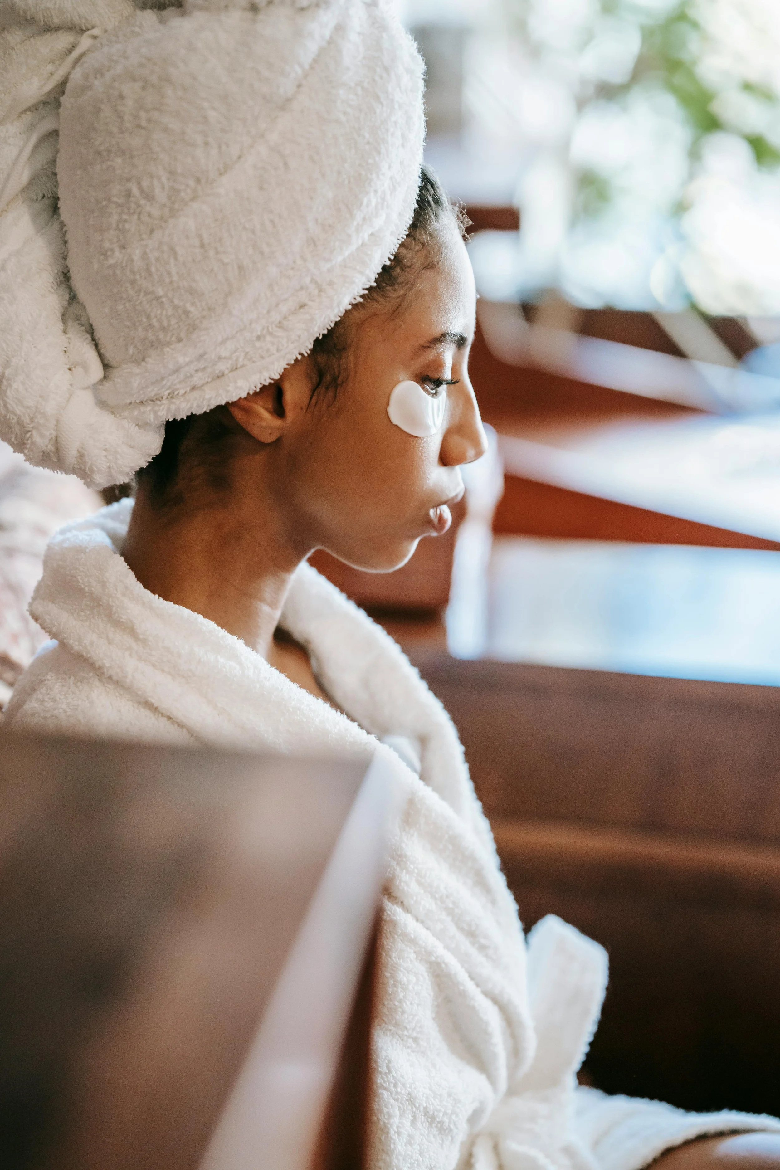 Cozy Glow: The Best Fall Skincare Tips for Radiant, Hydrated Skin