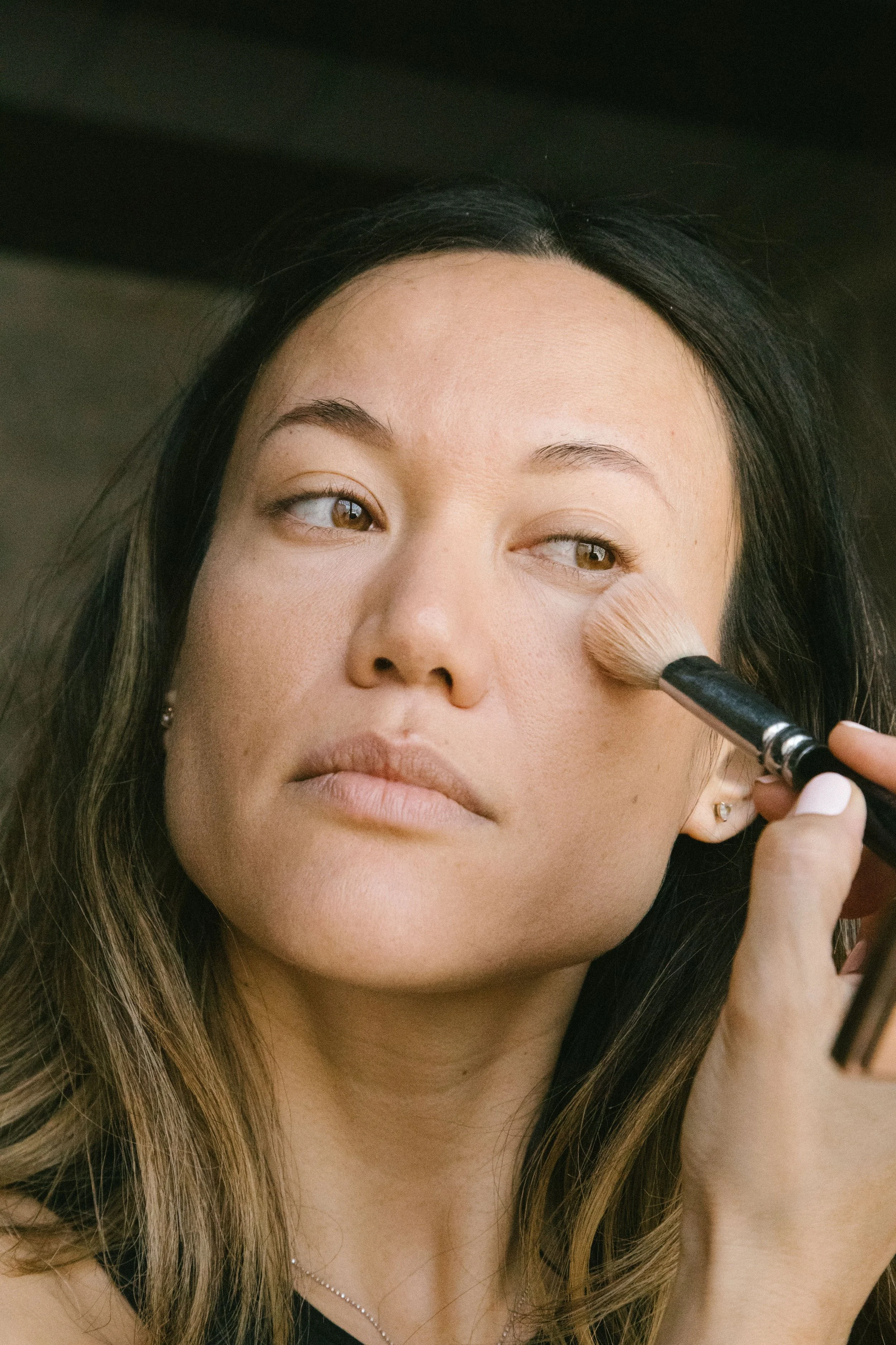 The No-Makeup Makeup Routine That Actually Lasts in Heat and Humidity
