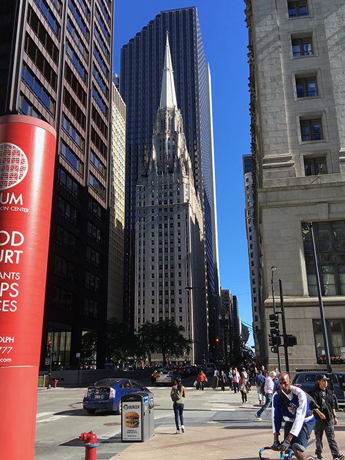 The Chicago Temple as seen from the intersection at Clark and Randolph streets.