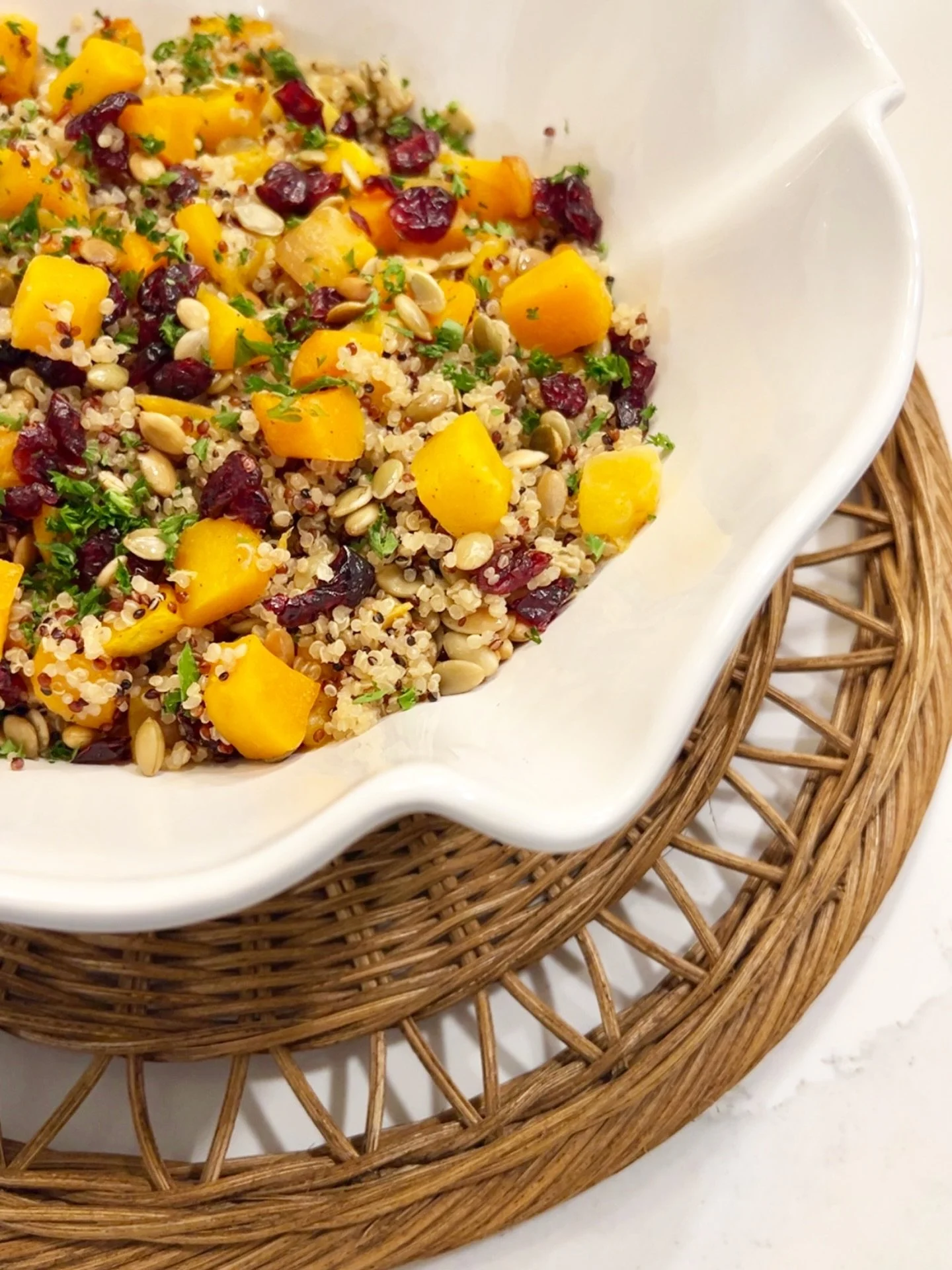 A festive bowl to match a season of gratitude. 🧡
Cheers to enjoying the holiday, honoring your body, and finding your version of balance this Thanksgiving.