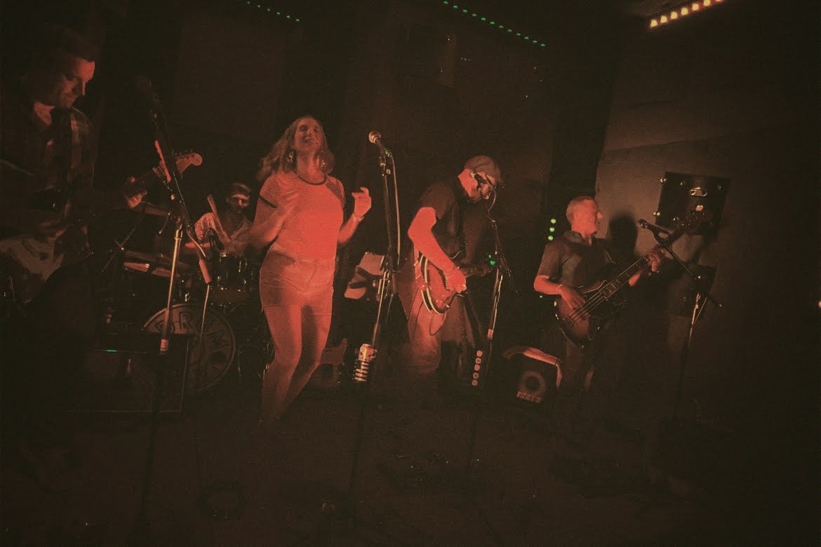 Band 6 - Pocket(1).JPG