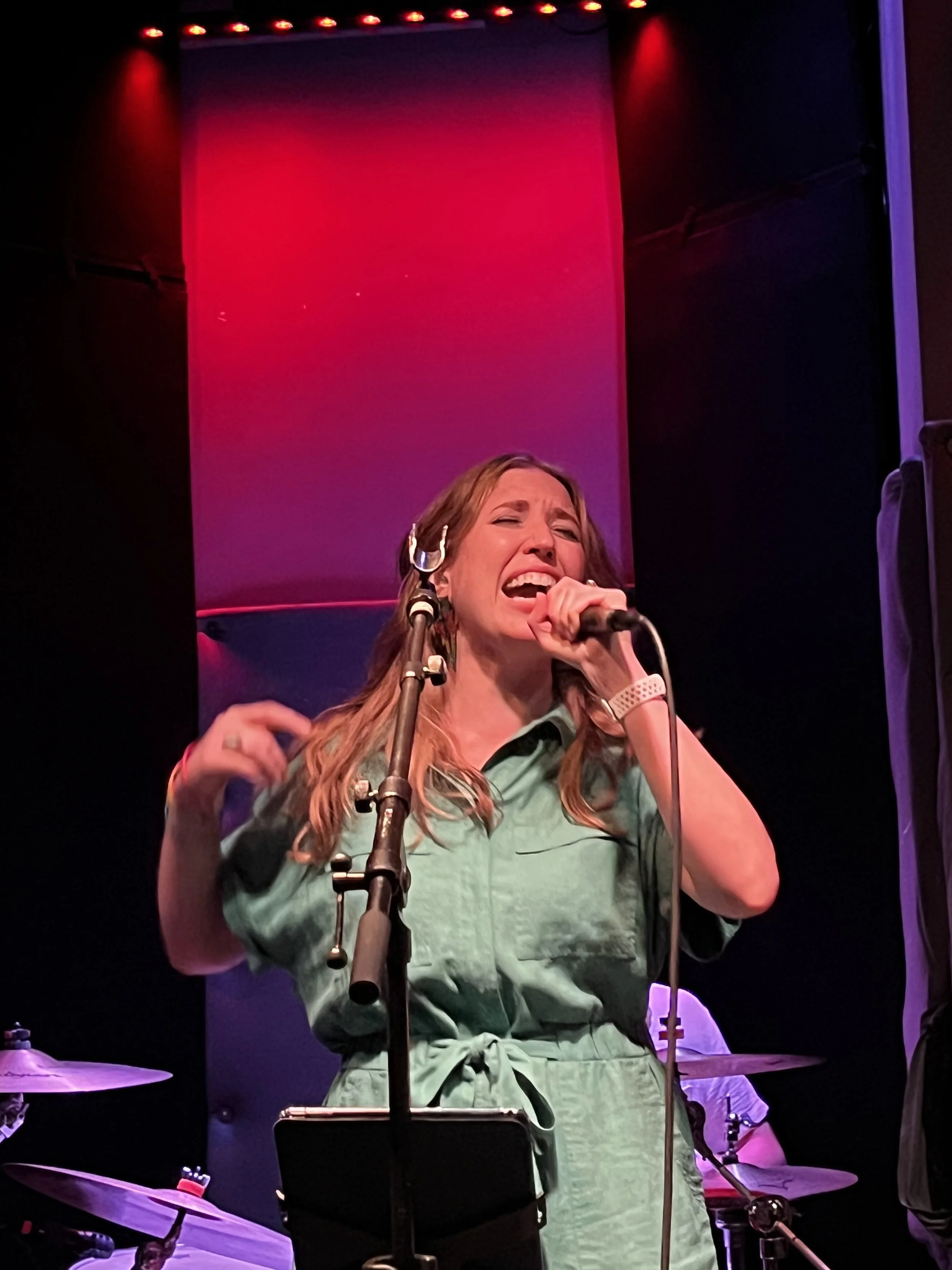 Molly 3 - pocket .JPG