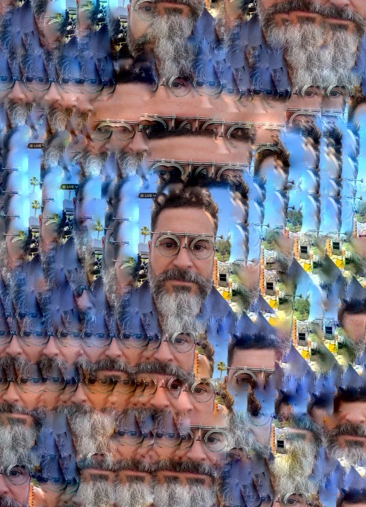 artist in optometrist glasses