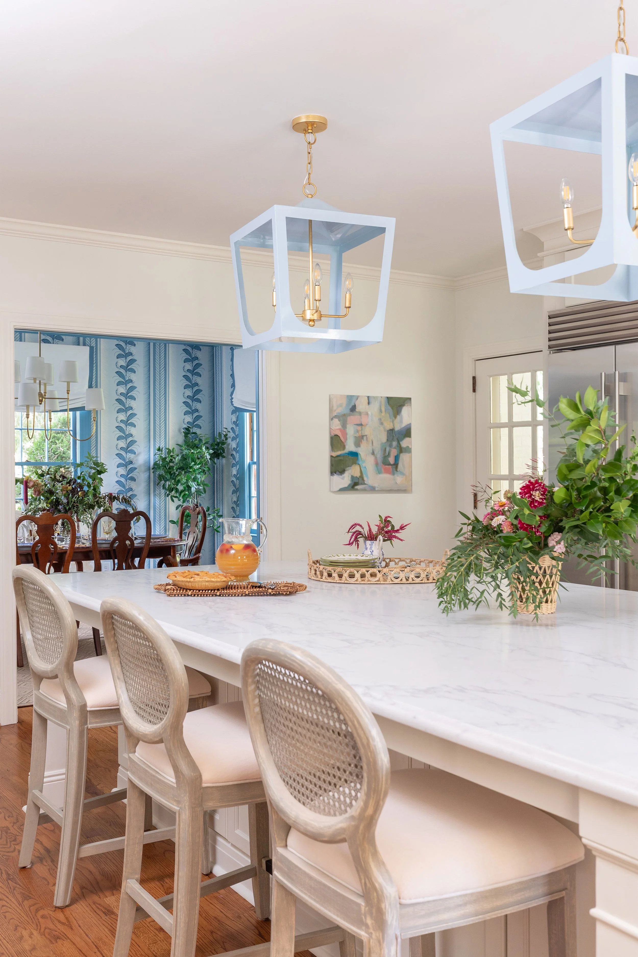 Dining room with blue accents done in a classic way