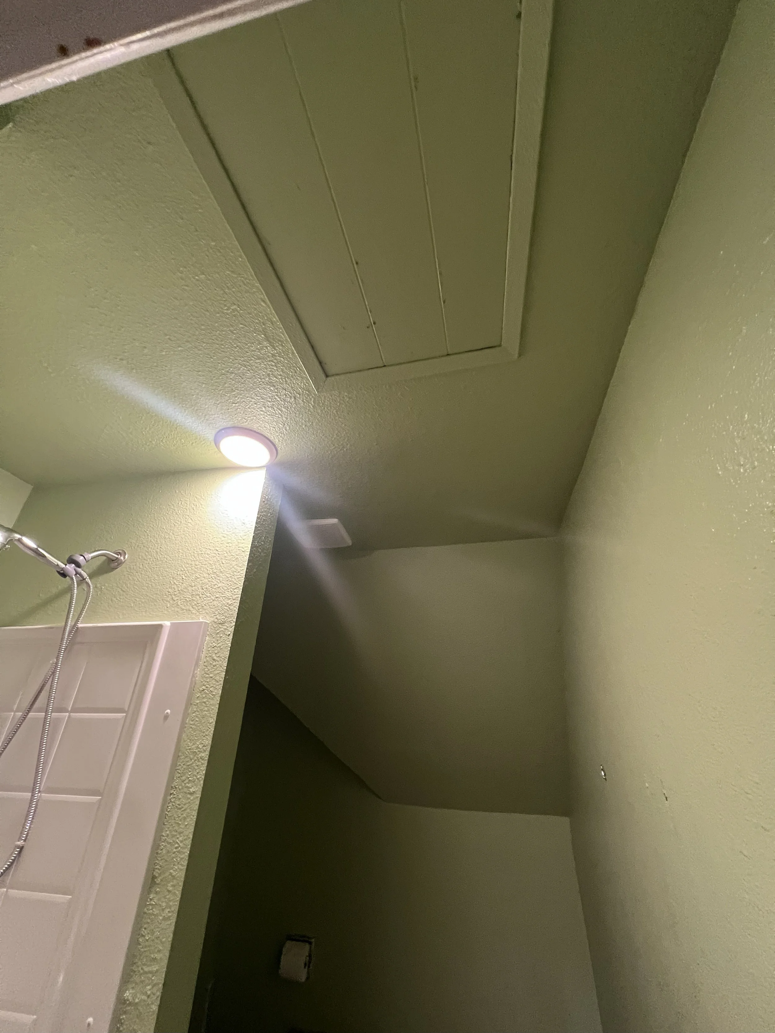 Bathroom before painting