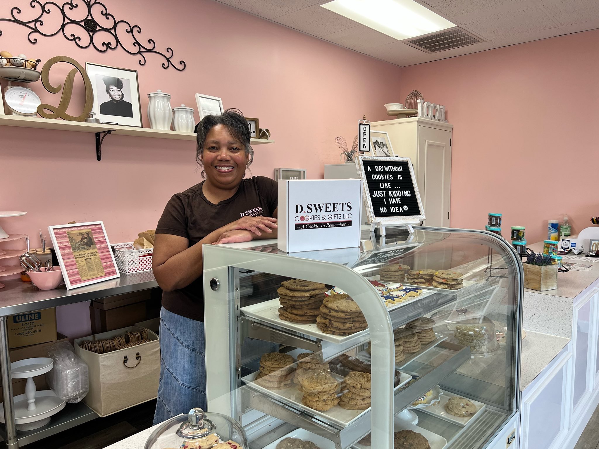 Thank you Rob Thaxton and the staff with Meijer Distribution Center in Tipp City!
He expressed the center wanted to support a blacked owned business on this Juneteenth and placed an order for 1200 assorted cookies for their staff members.
We deeply a