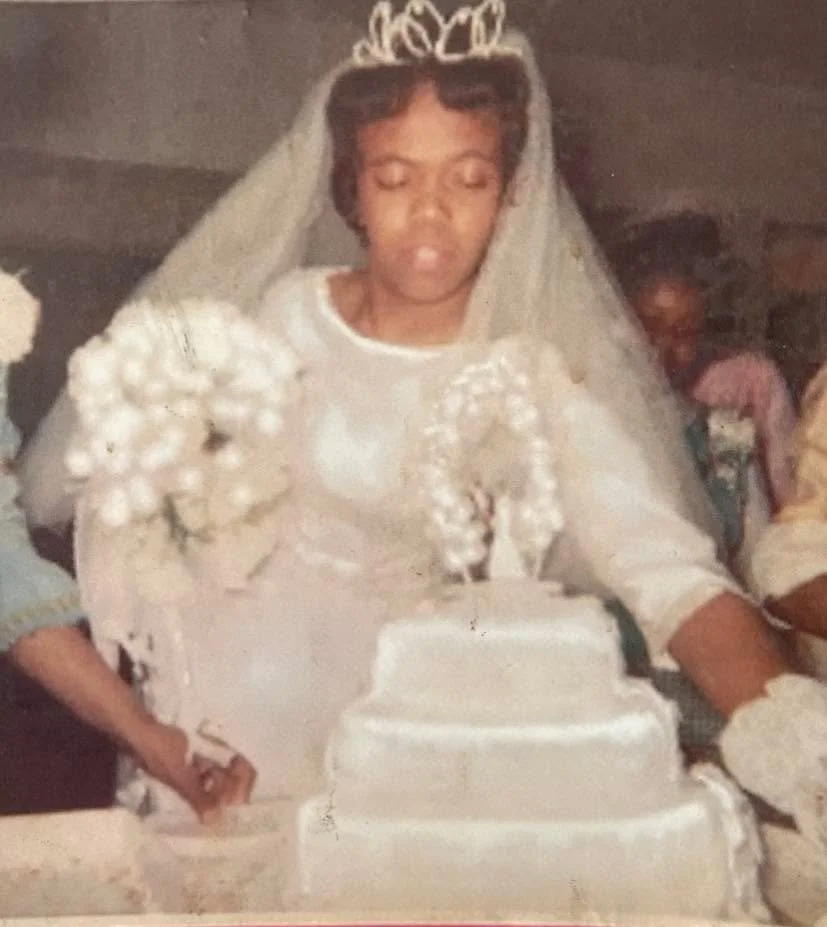 My beautiful mother on her wedding day almost 58 years ago and me 36 years ago 💕