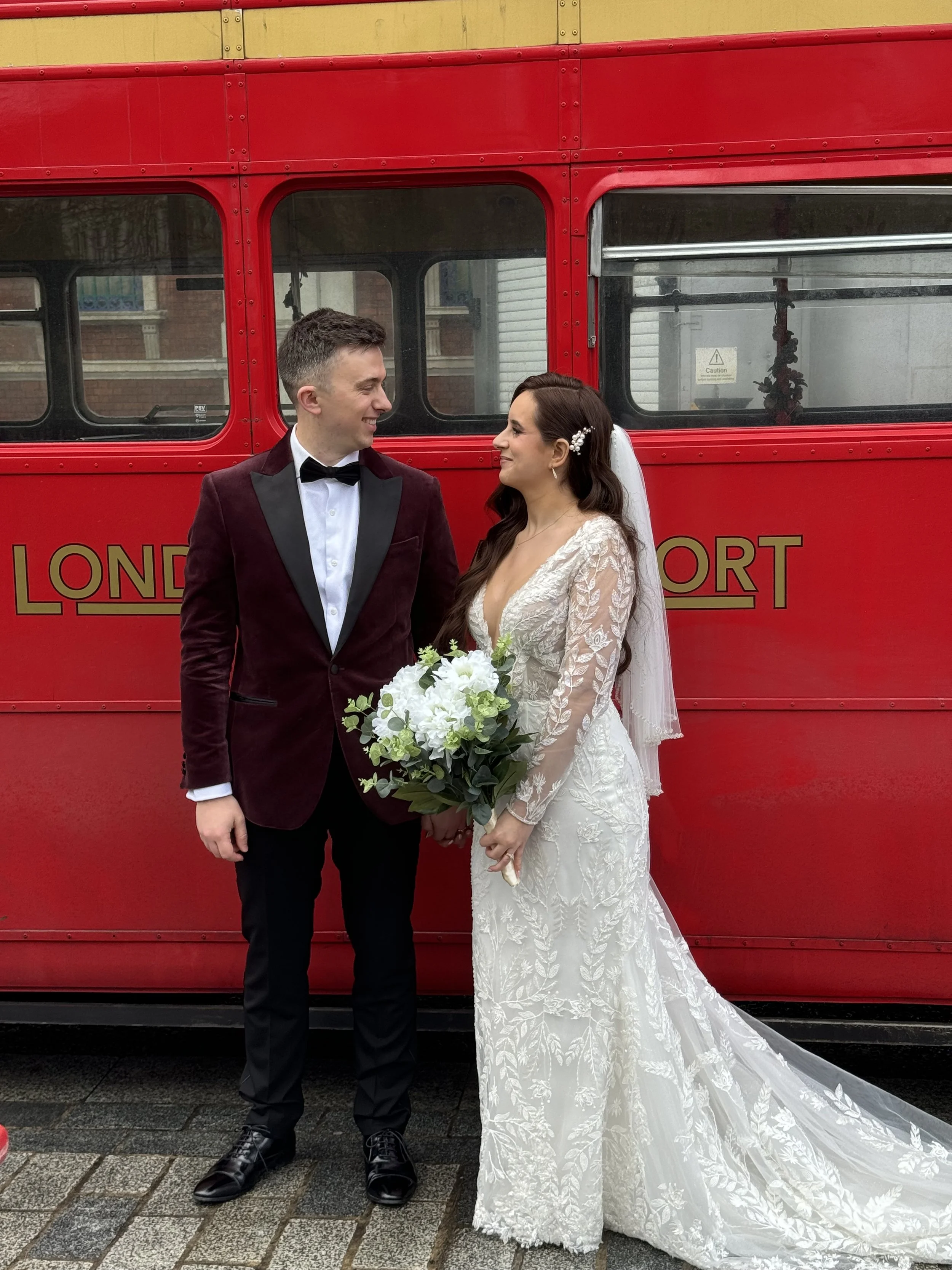 What Is a Wedding Content Creator? Everything You Need to Know Before Your Wedding