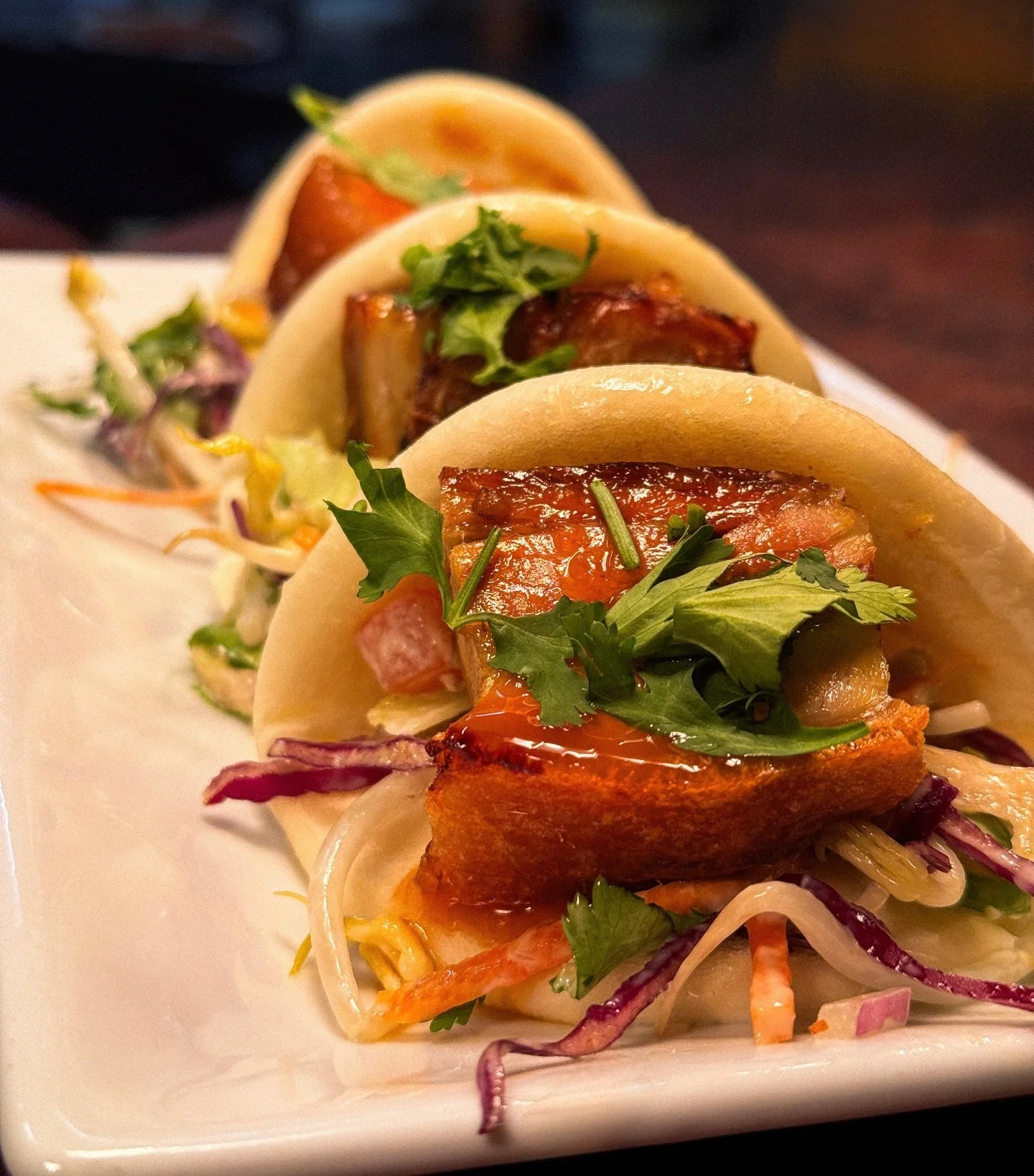 Soft bao buns loaded with crispy pork belly, glazed to perfection! 
Crunchy Asian slaw, a kick of chilli mayo, and every bite hits different.
Come try our new menu at Circus Cinema, this one&rsquo;s a must!