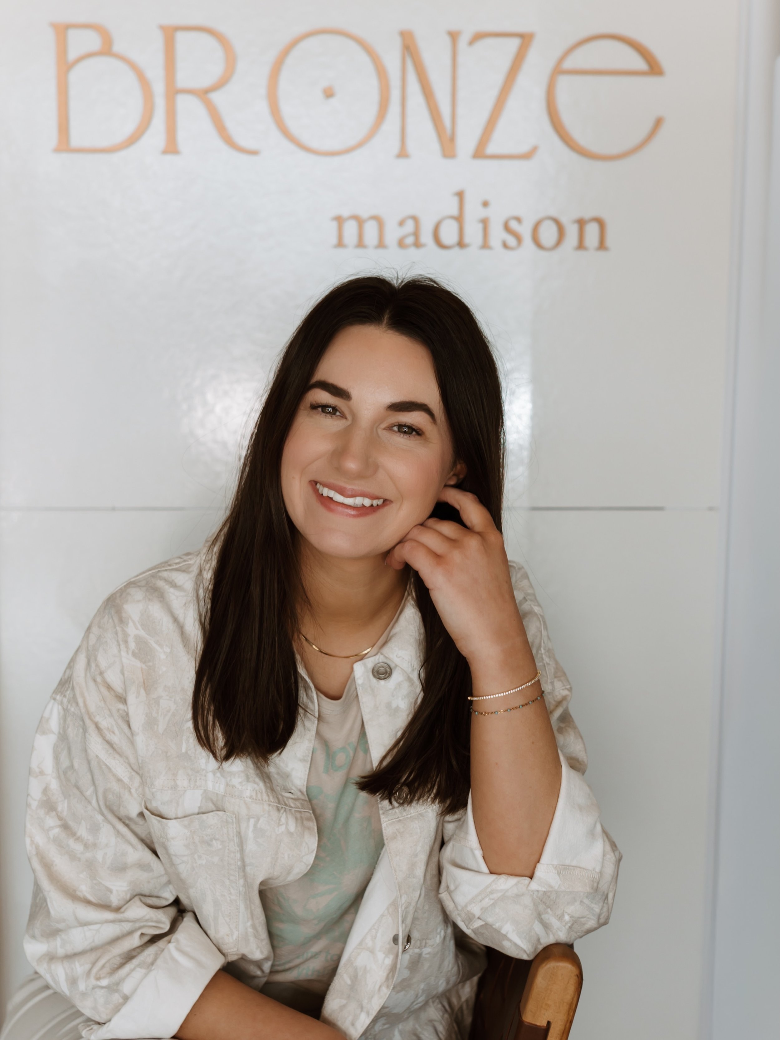 Hi, I&rsquo;m Anna.
the face behind Bronze Madison.

Some of you may also know me from Grand Noir Salon (@grandnoirsalon) where I&rsquo;ve had the privilege of helping clients feel more confident through hair.

For as long as I can remember, I&rsquo;