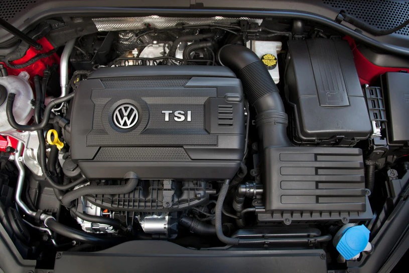 vw-golf-gti-mark-7-engine-bay.png