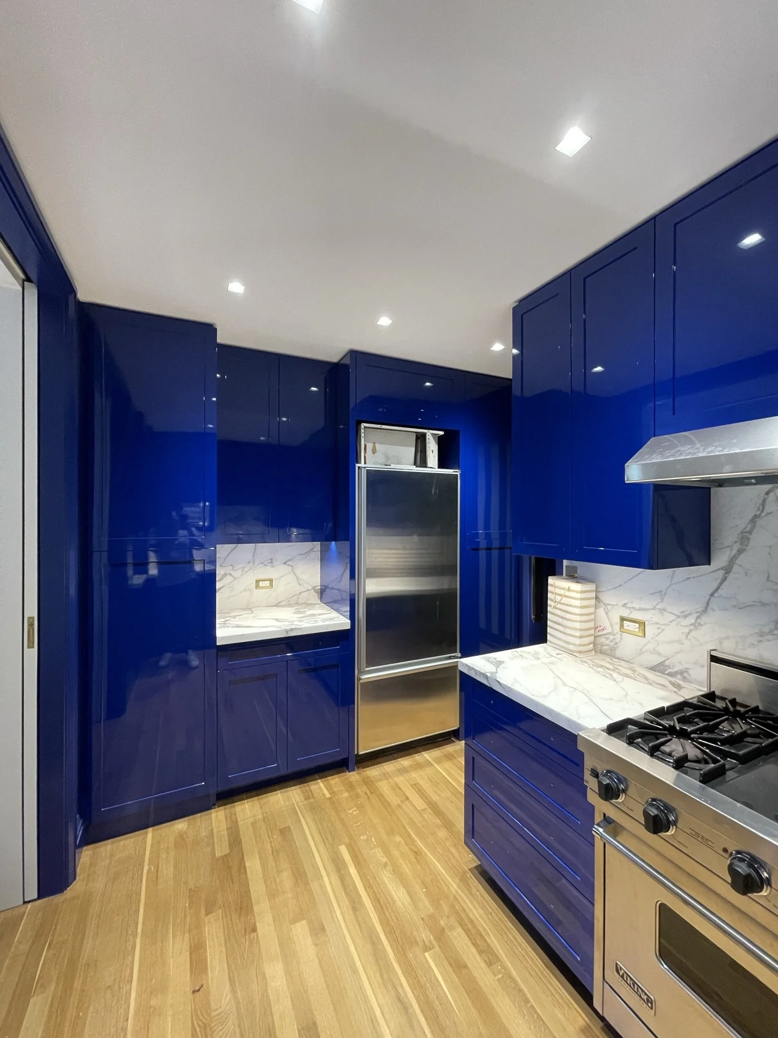 Blue HG Kitchen (3).JPEG