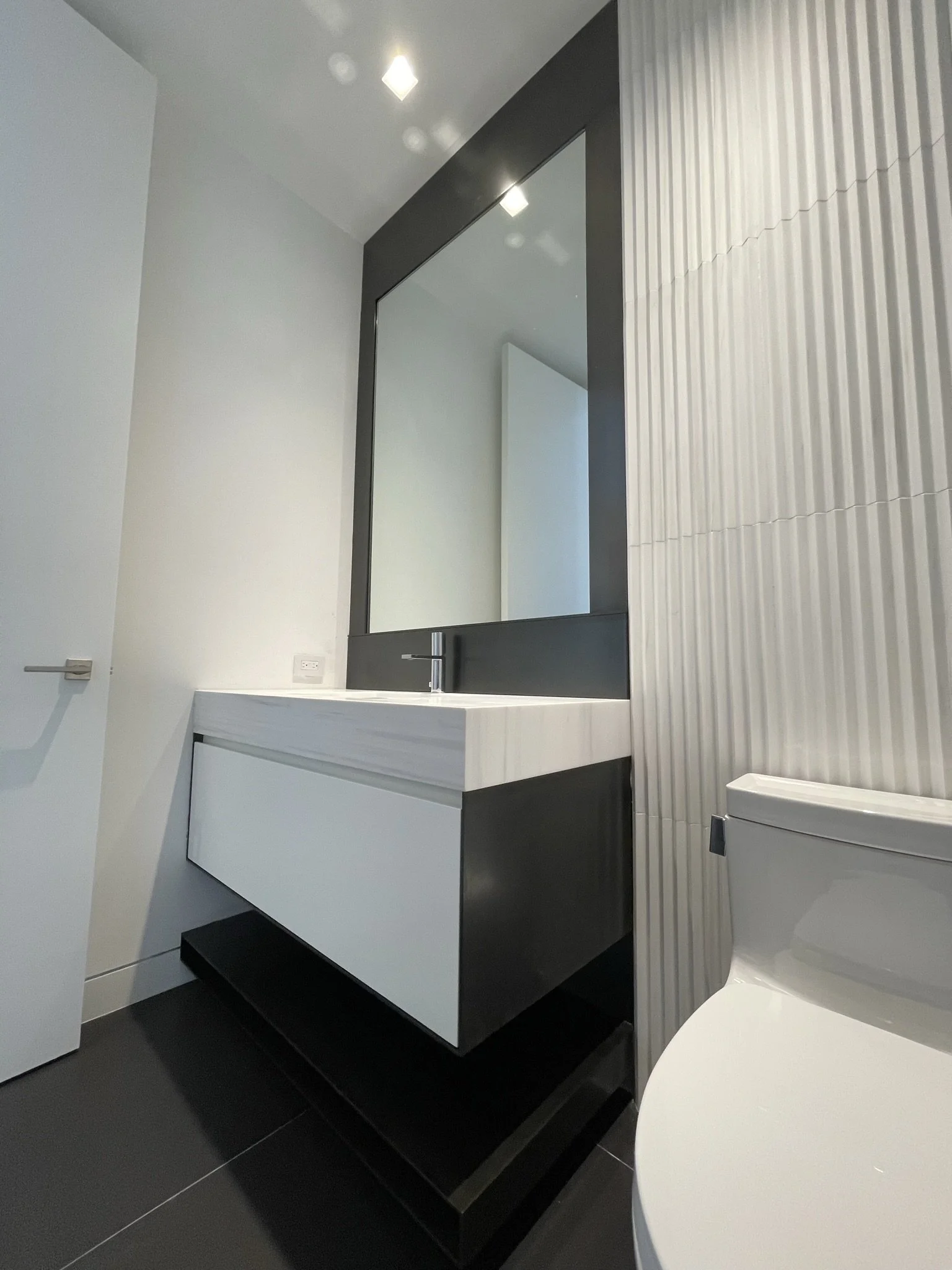 Horowitz Vanity (5).JPEG