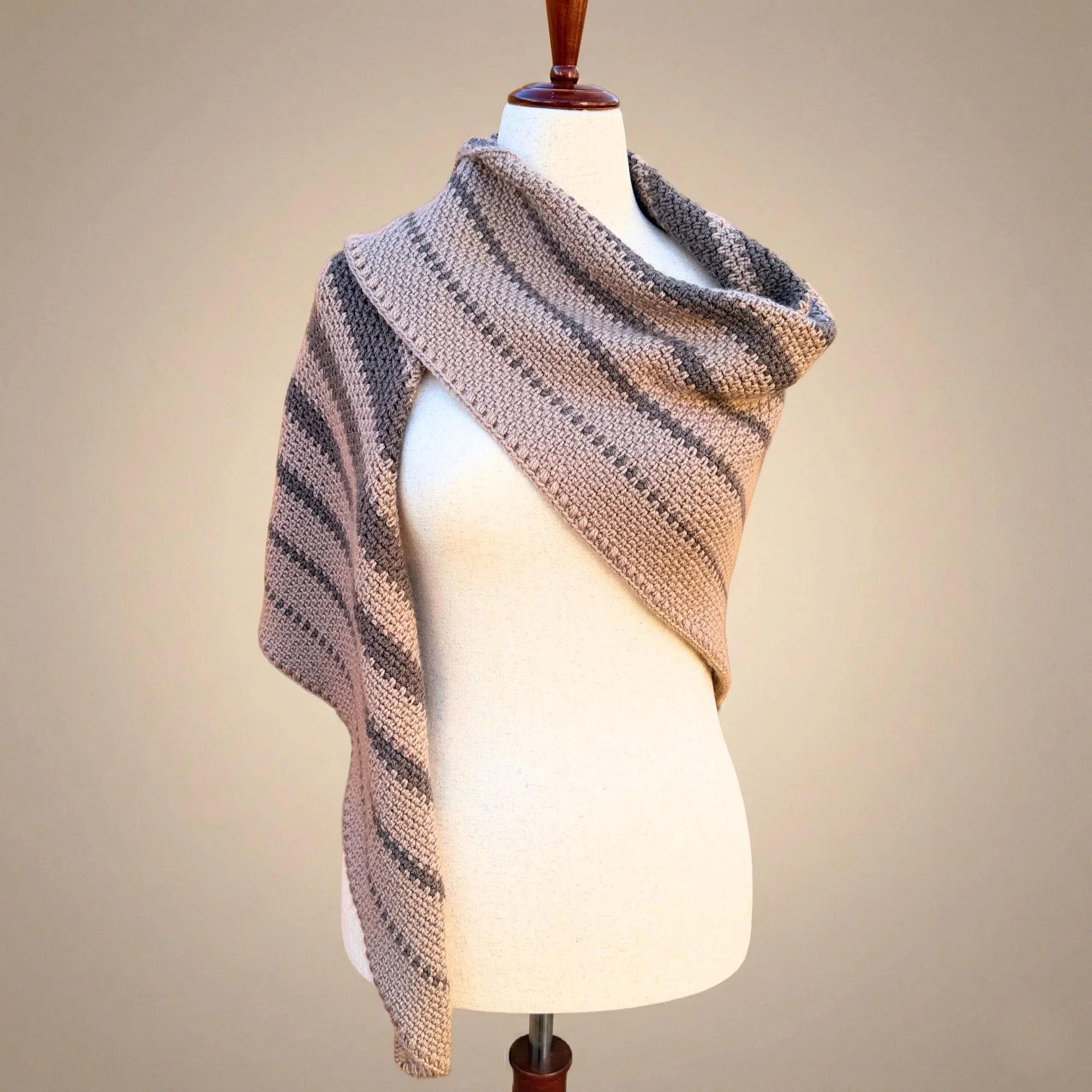 triangle shawl striped crochet pattern lightweight moss stitch dk yarn