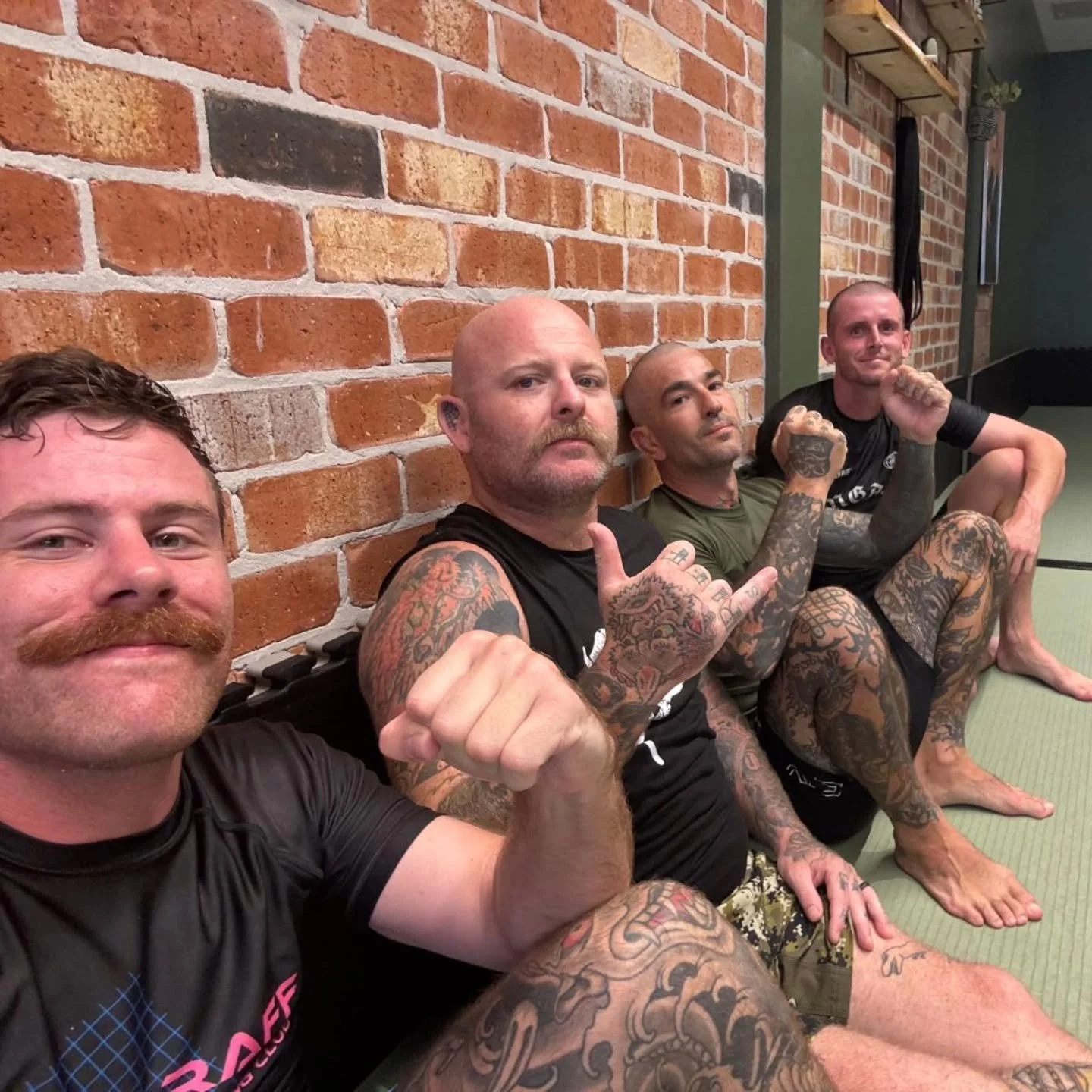 10 minute rounds tonight cos' fuck it, why not?!

🤘🏻☠️ FREE TRIAL WEEK ☠️🤘🏻

🧭 Shop 5/33 Bay St, Tweed Heads (down Navigation Lane), NSW, 2485
☎️ 0406 674 530 
📧 Riffraff.grapplingclub@gmail.com 
🌐 www.riffraffgrapplingclub.com.au

#bjj #riffr