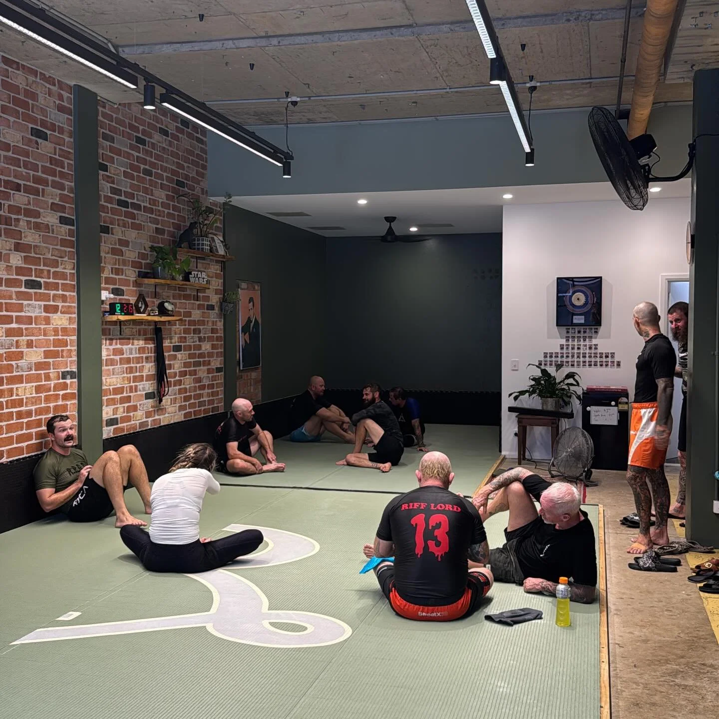Too hot for group shots.
Open mats are always a fucken pearla.

Every Saturday 830am NSW time.

Cheers crew