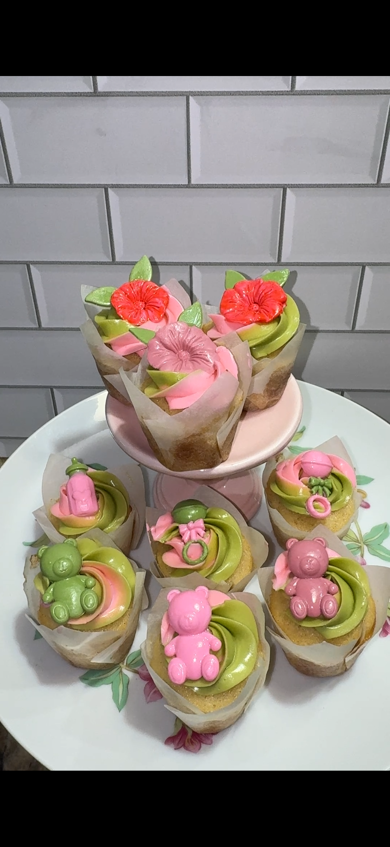 Baby Shower Cupcakes 2.PNG