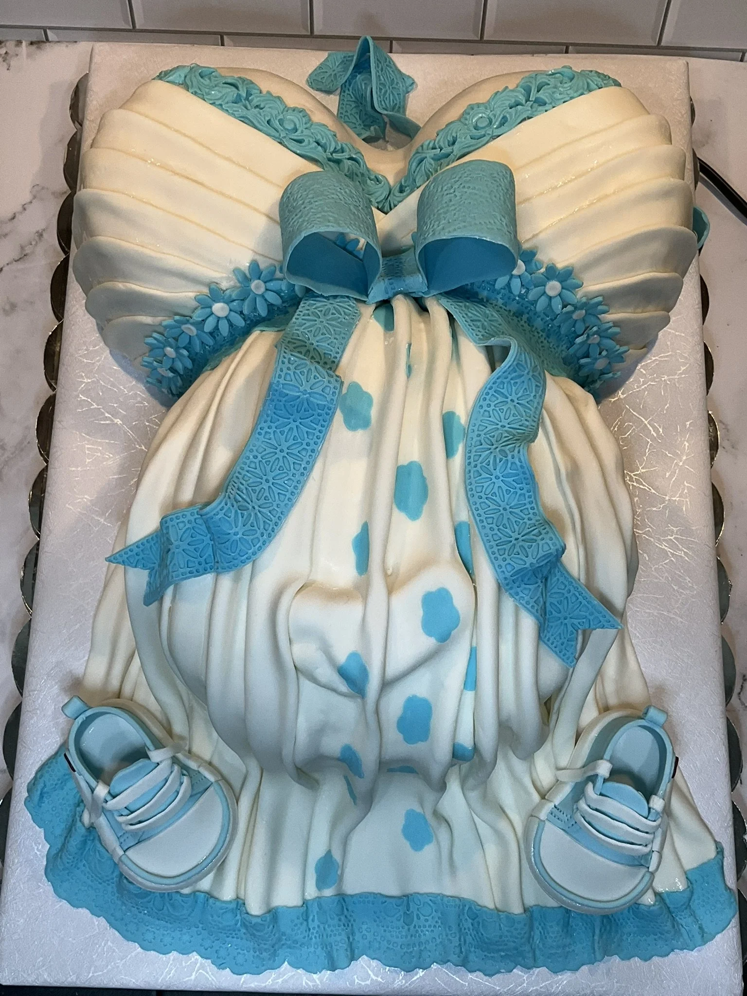 Baby Bump Cake.JPEG