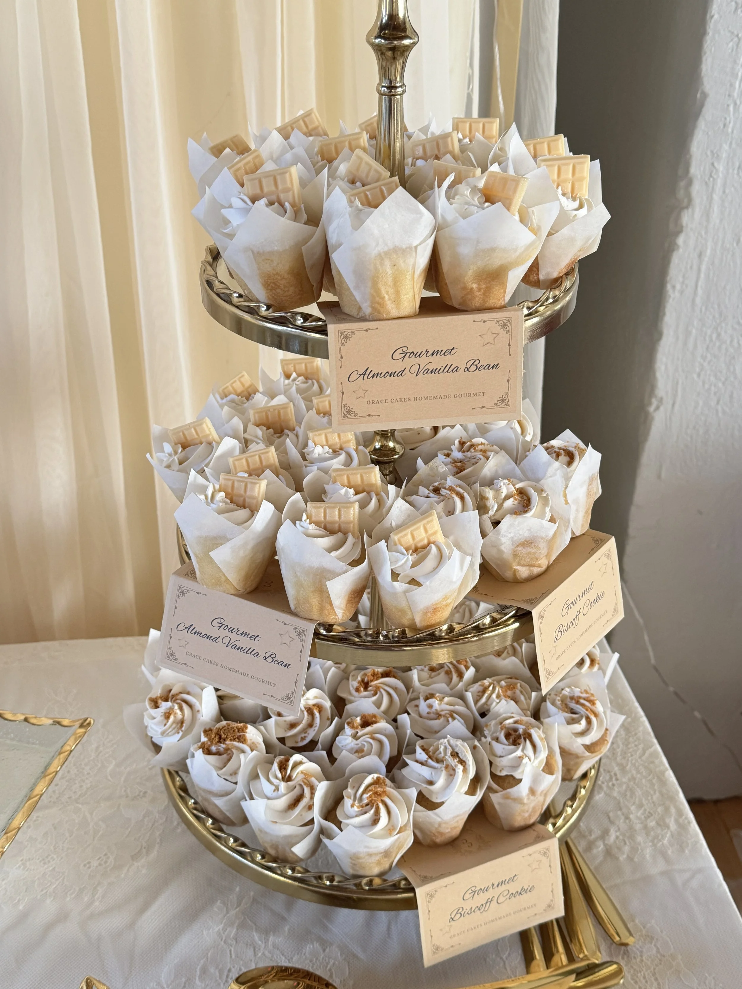 Cupcake Display.JPG