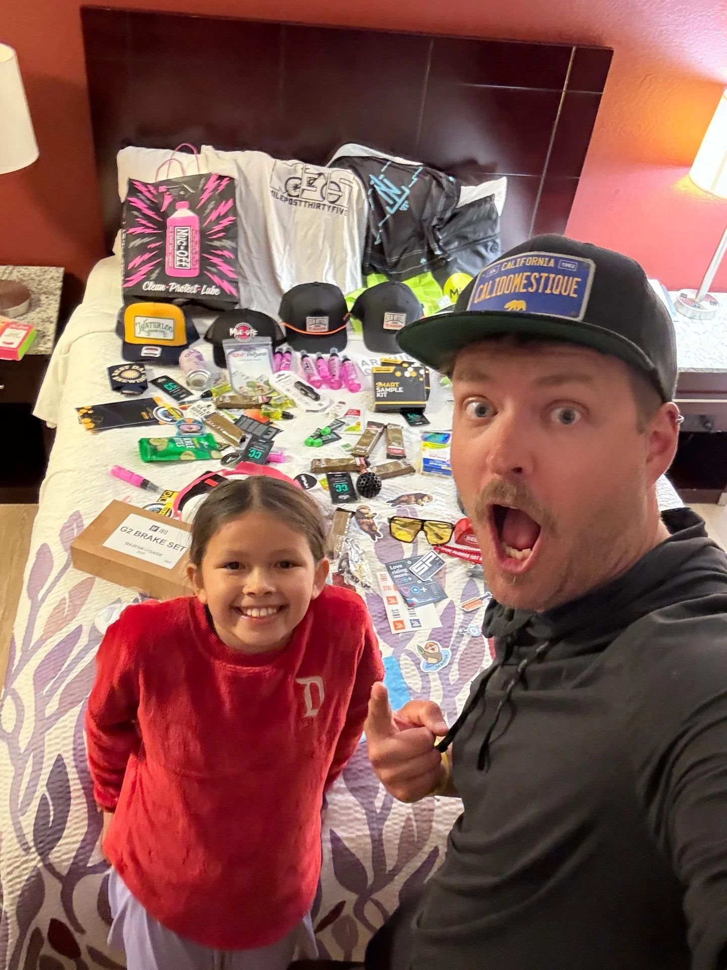 If you thought @seaotterclassic was just for bike racers, you might wanna read this post. 

I attended last year with my daughter. 
No Bikes
No Races
Only Smiles

Just a fantastic few days meeting some rad people, seeing old friends, and getting our 