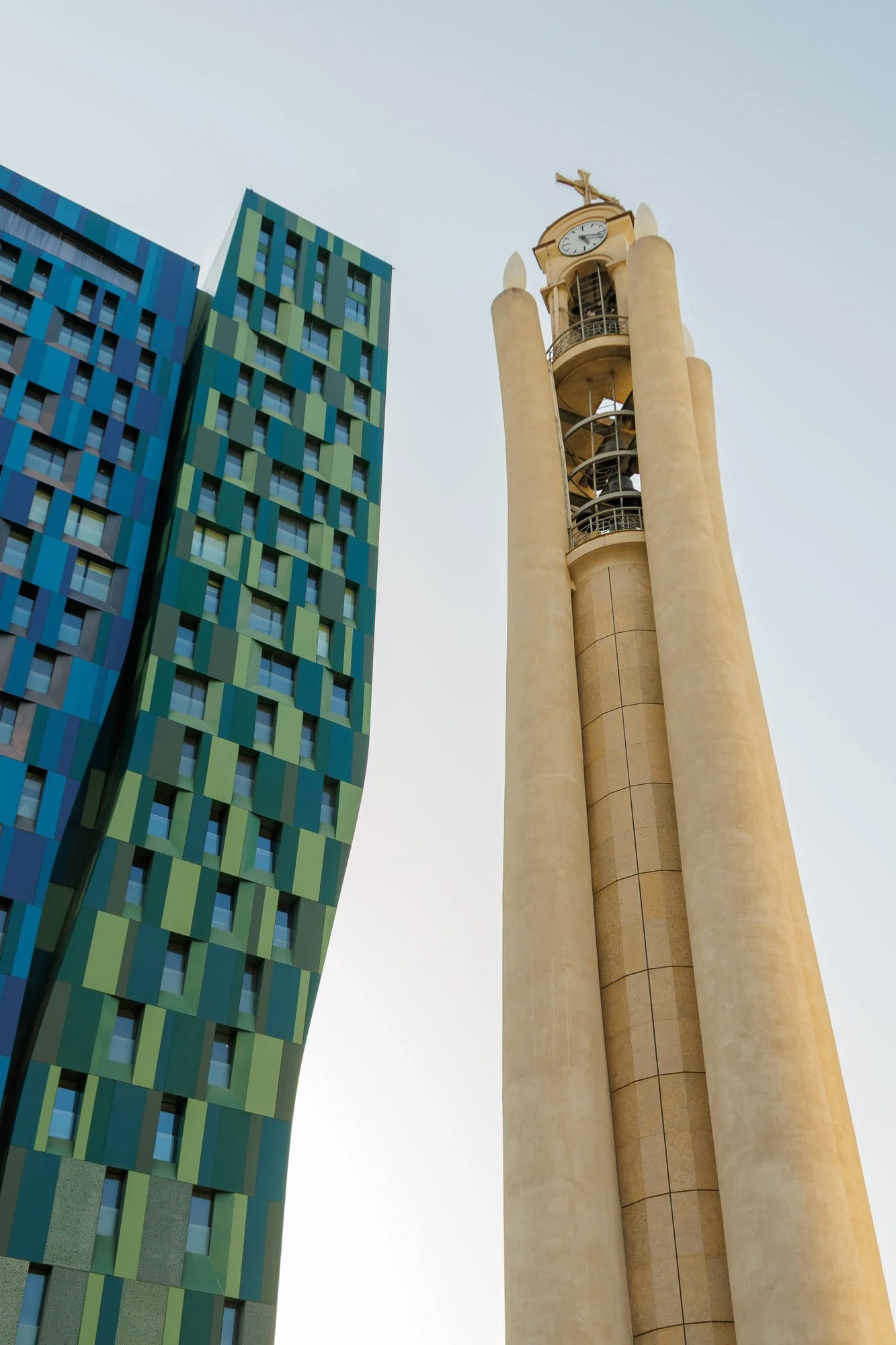 albania-tirana-clock.jpg