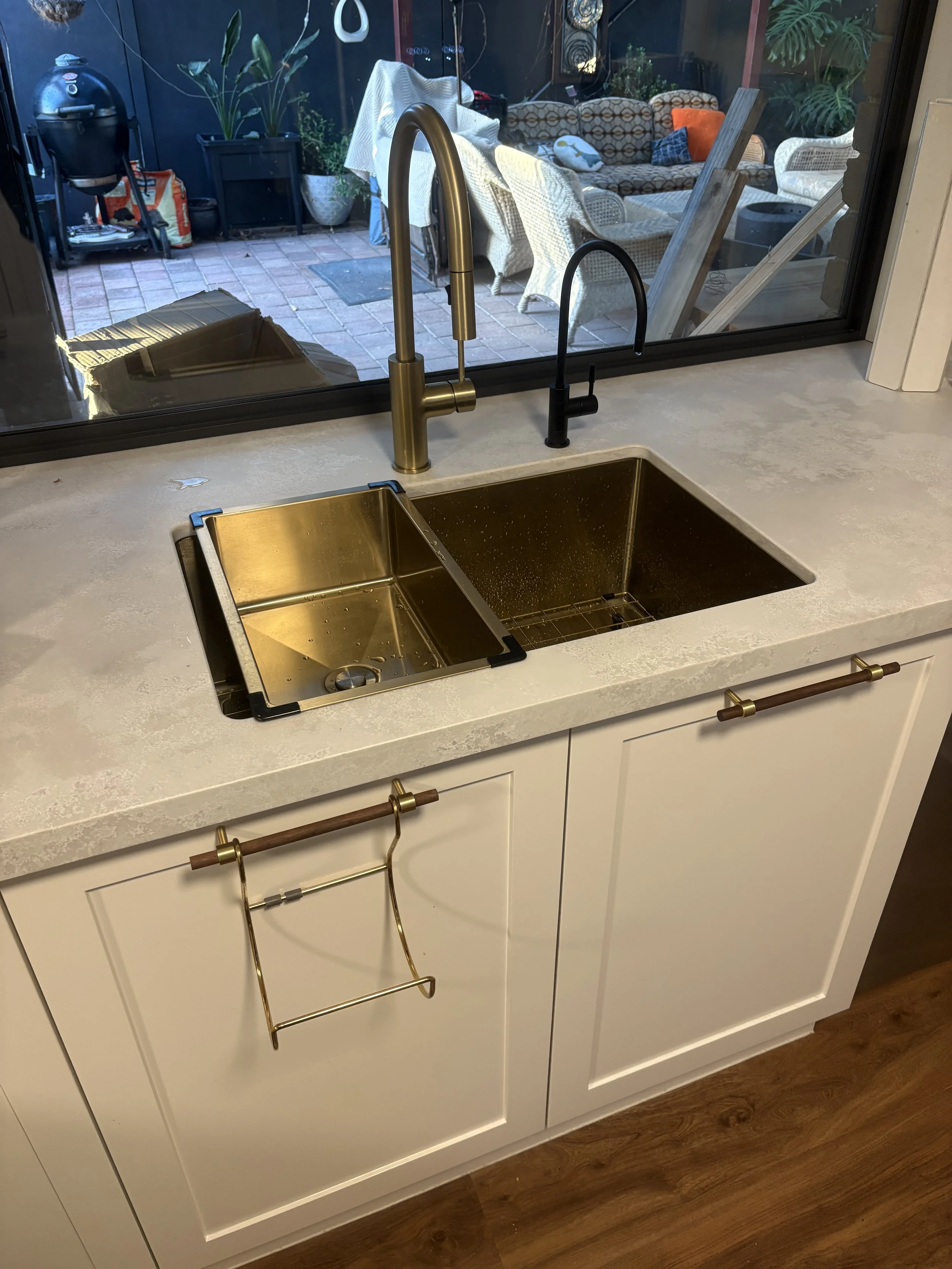 kitchen sink altona